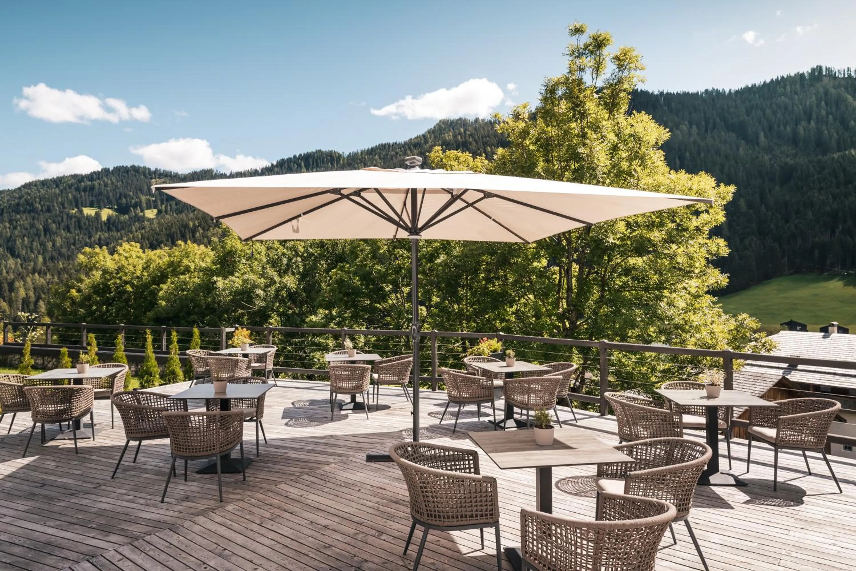 Balcony/Terrace in Les Dolomites Mountain Lodges