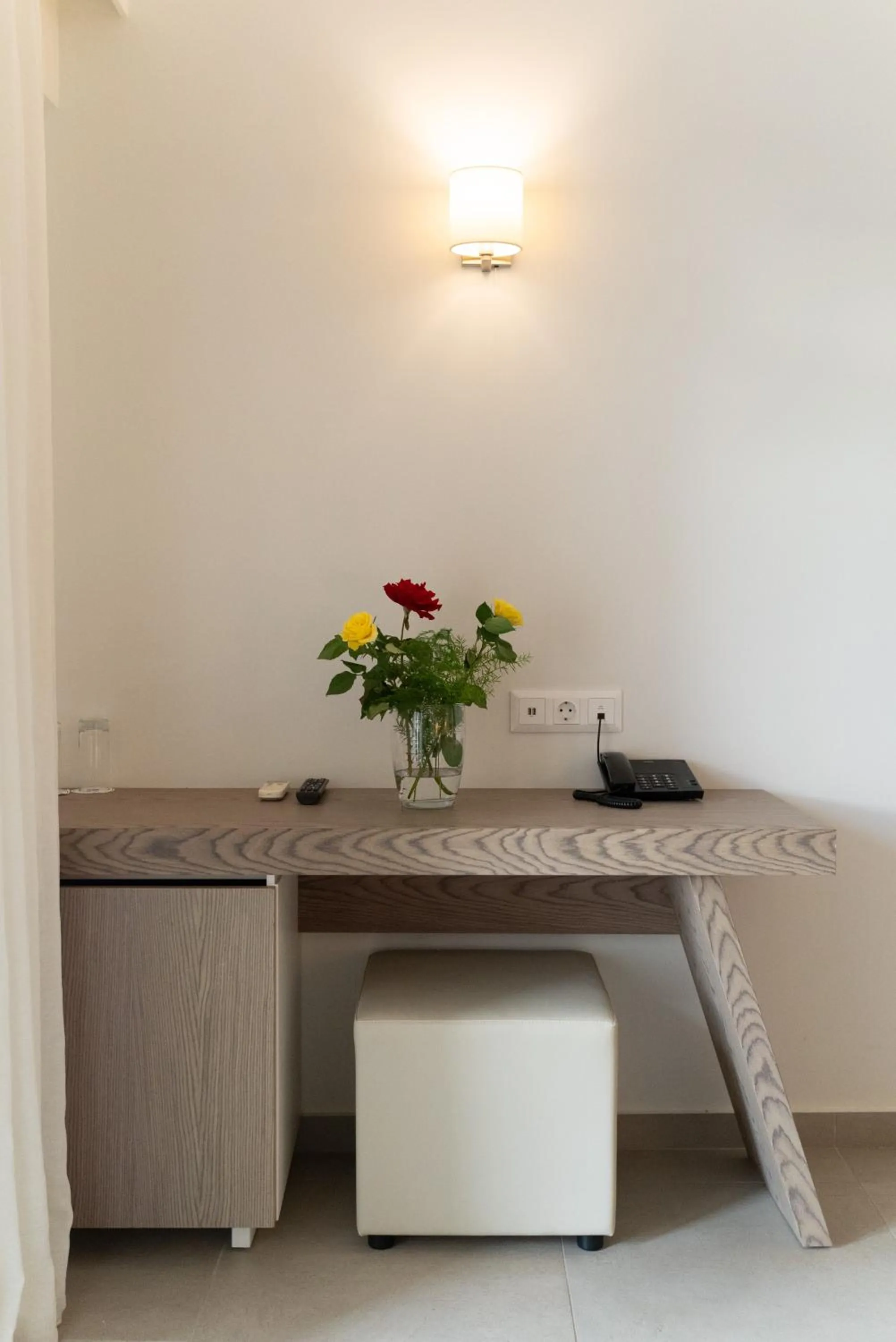 Decorative detail in Eva Bay Hotel On The Beach - Adults Only