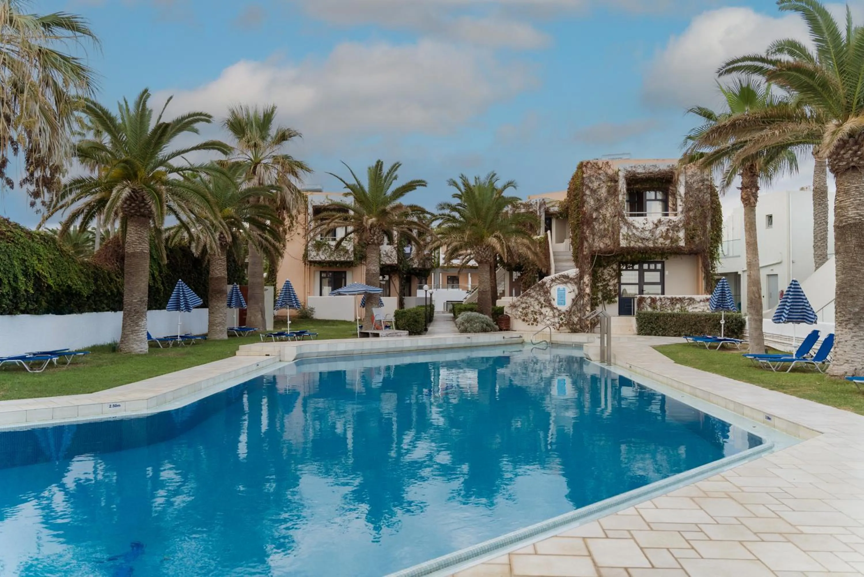 Swimming pool in Eva Bay Hotel On The Beach - Adults Only