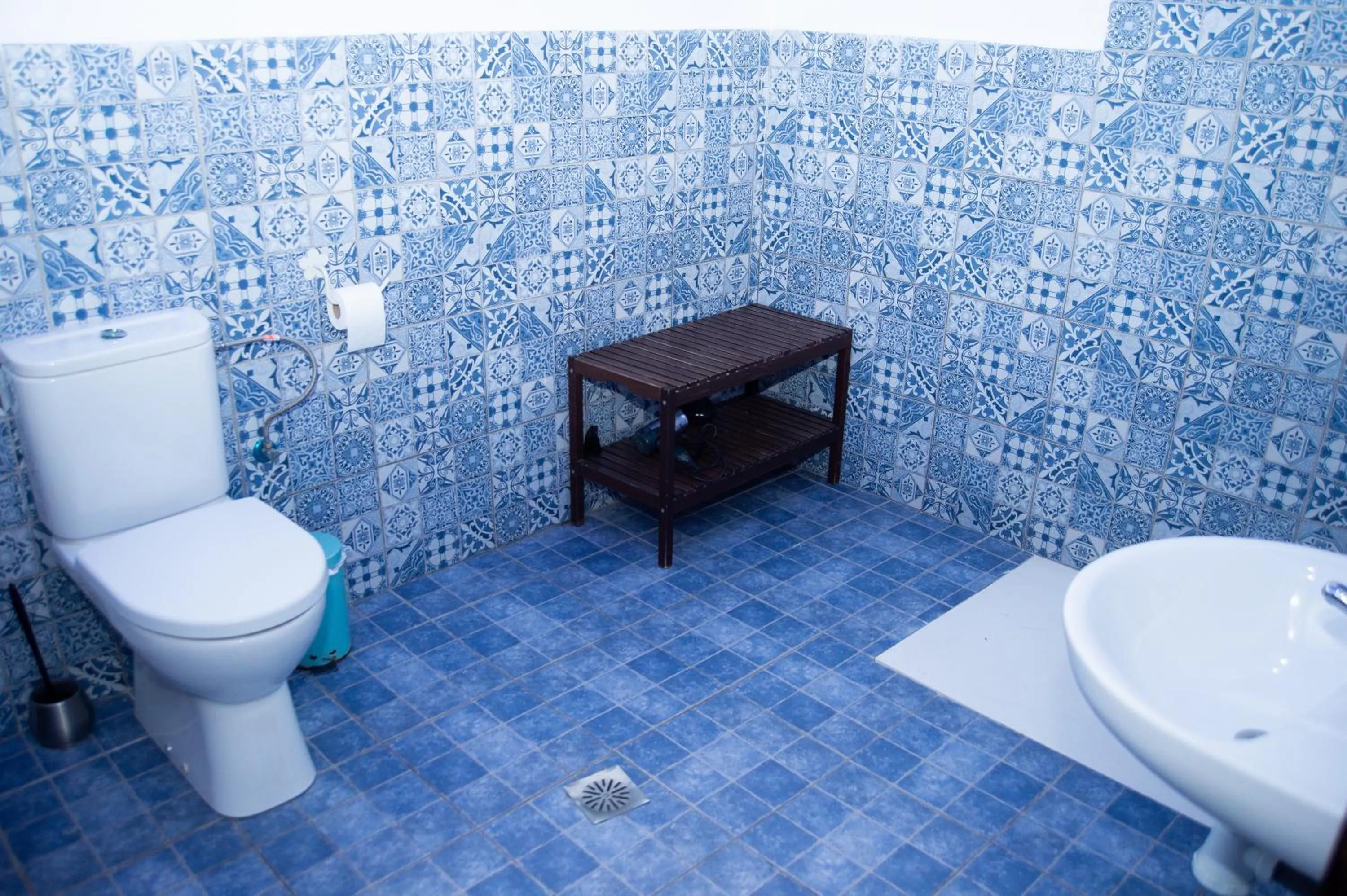 Bathroom in Backpacker Al-Katre