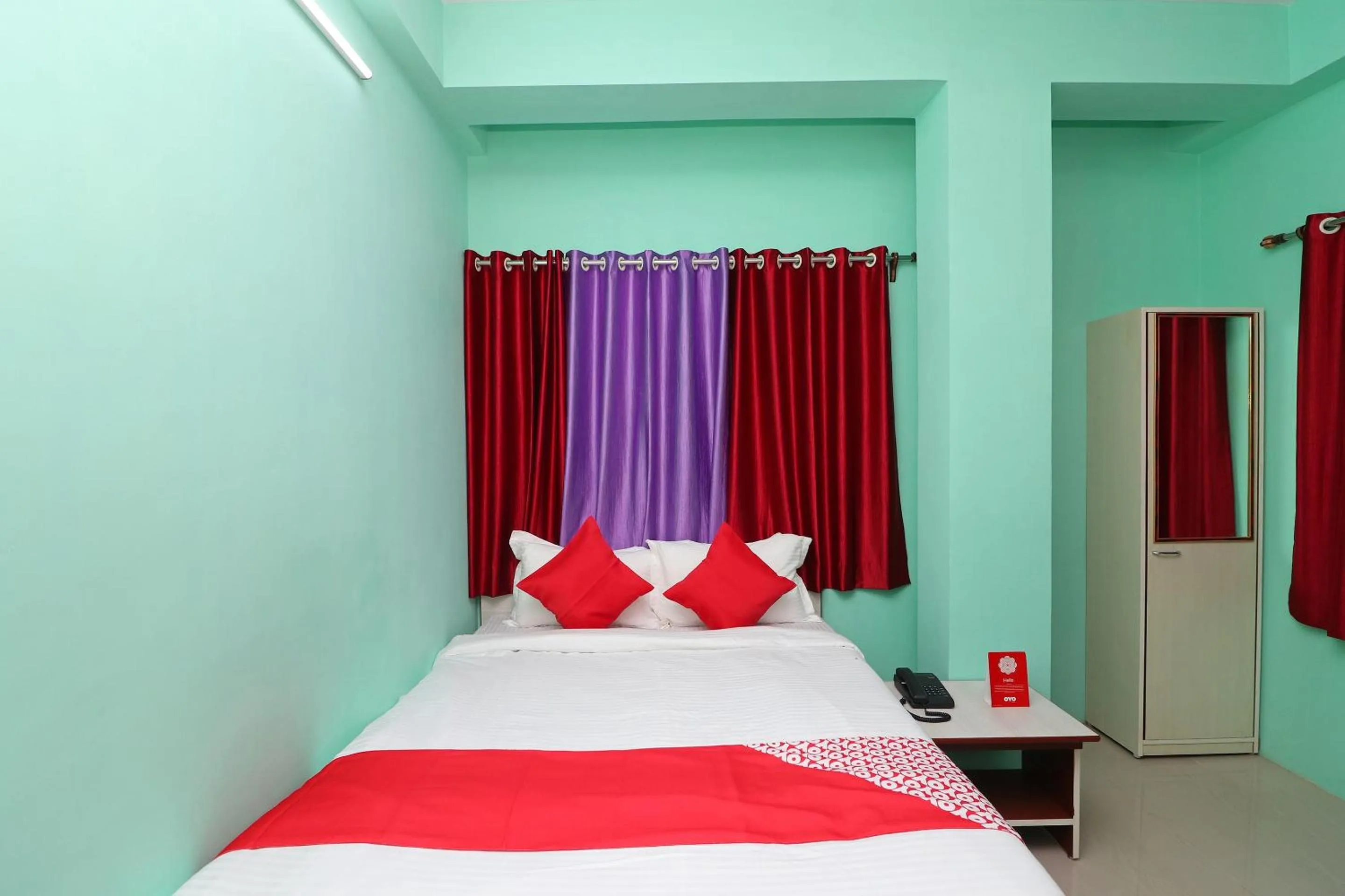 Bedroom, Bed in Hotel O Apan