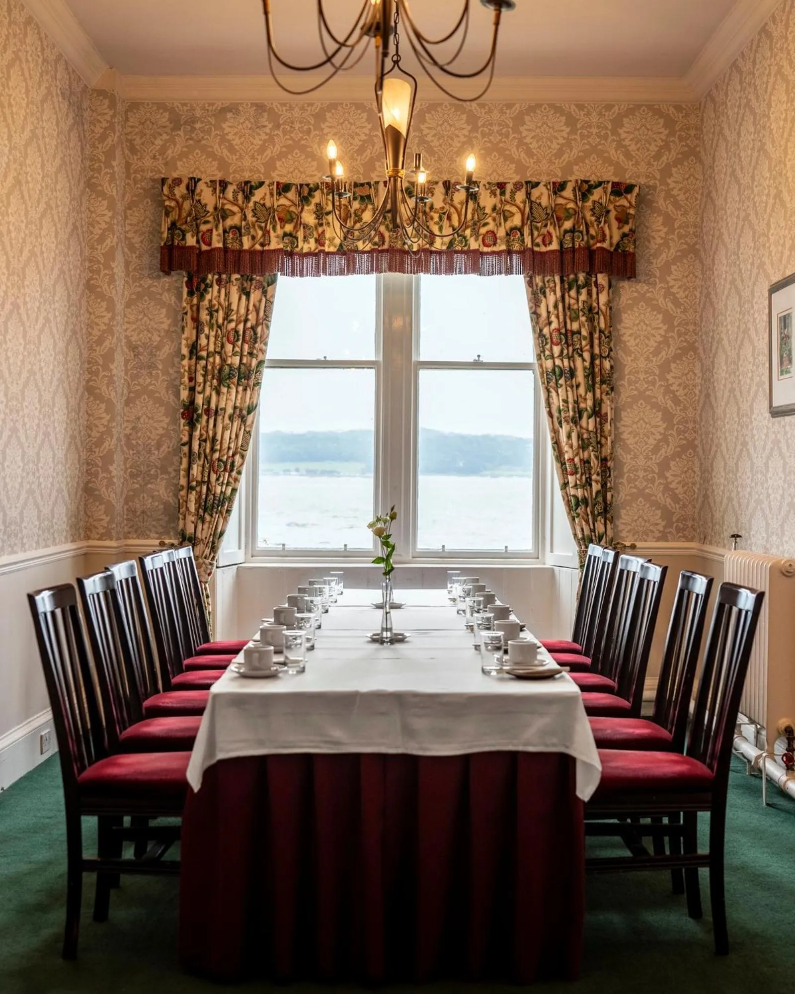 Restaurant/places to eat in Bunchrew House Hotel