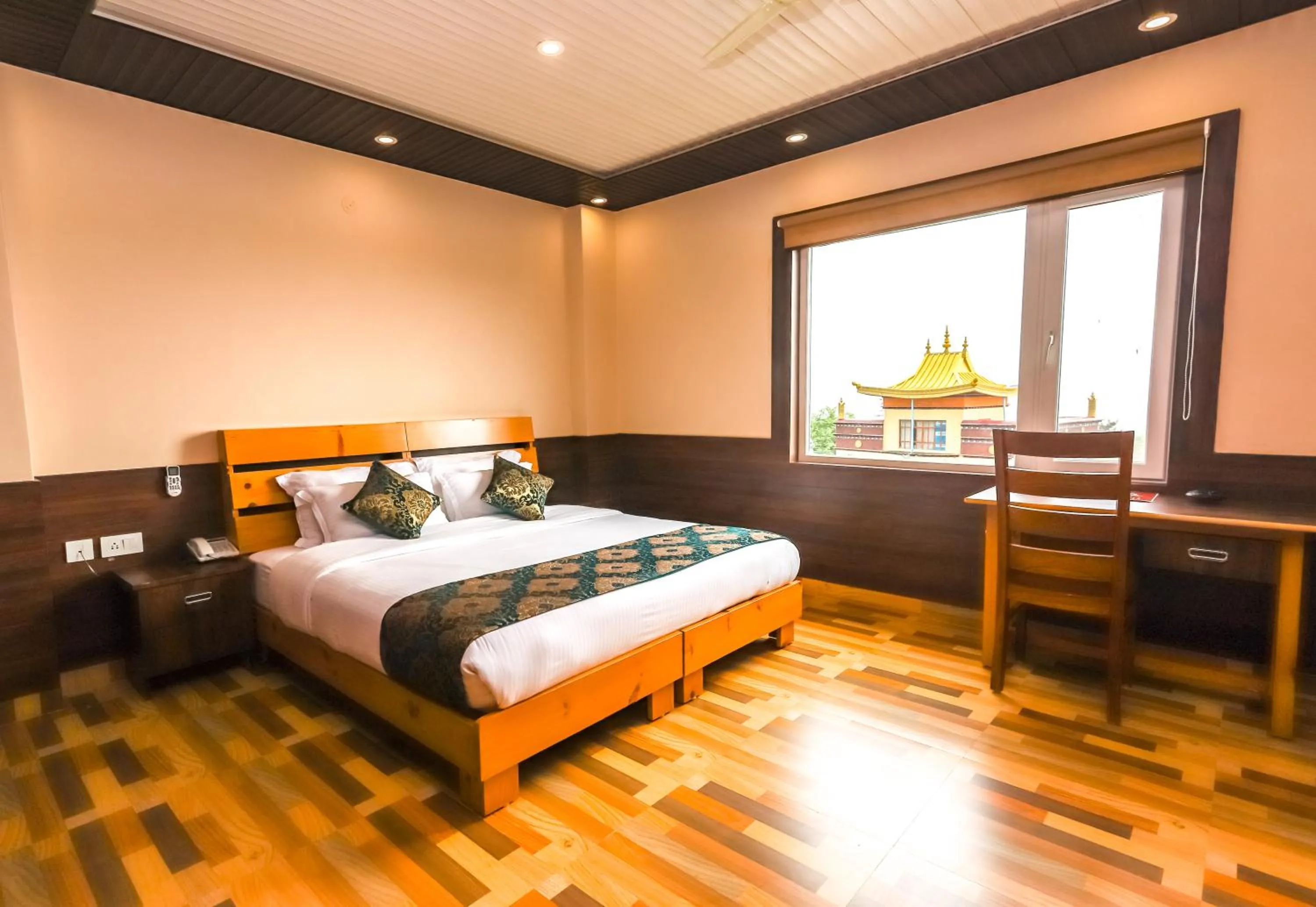 Bed in Hotel Buddha House Himalayan Brothers