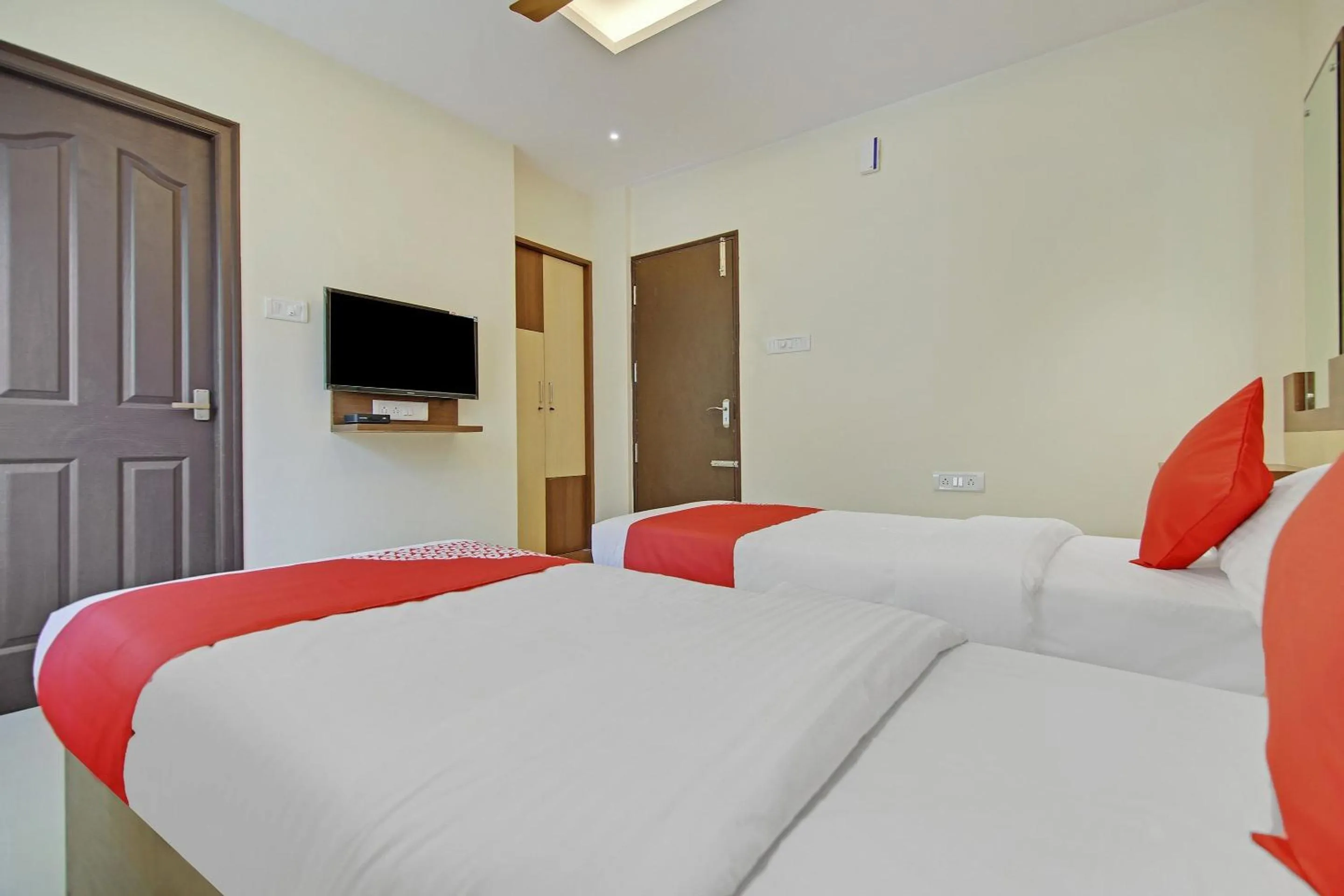 Bedroom in Super Collection O Withinn Hotel