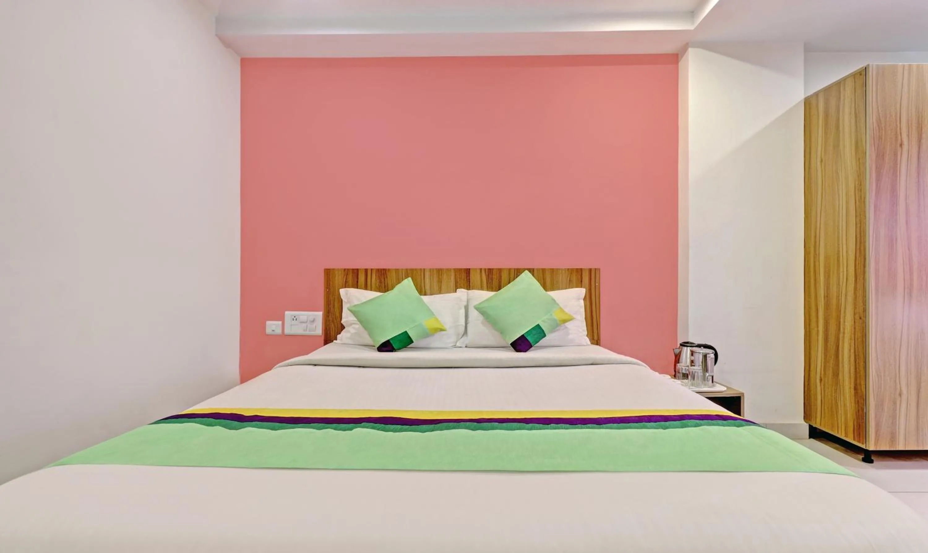 Bed in Treebo Sai Suites Inn Nagavara