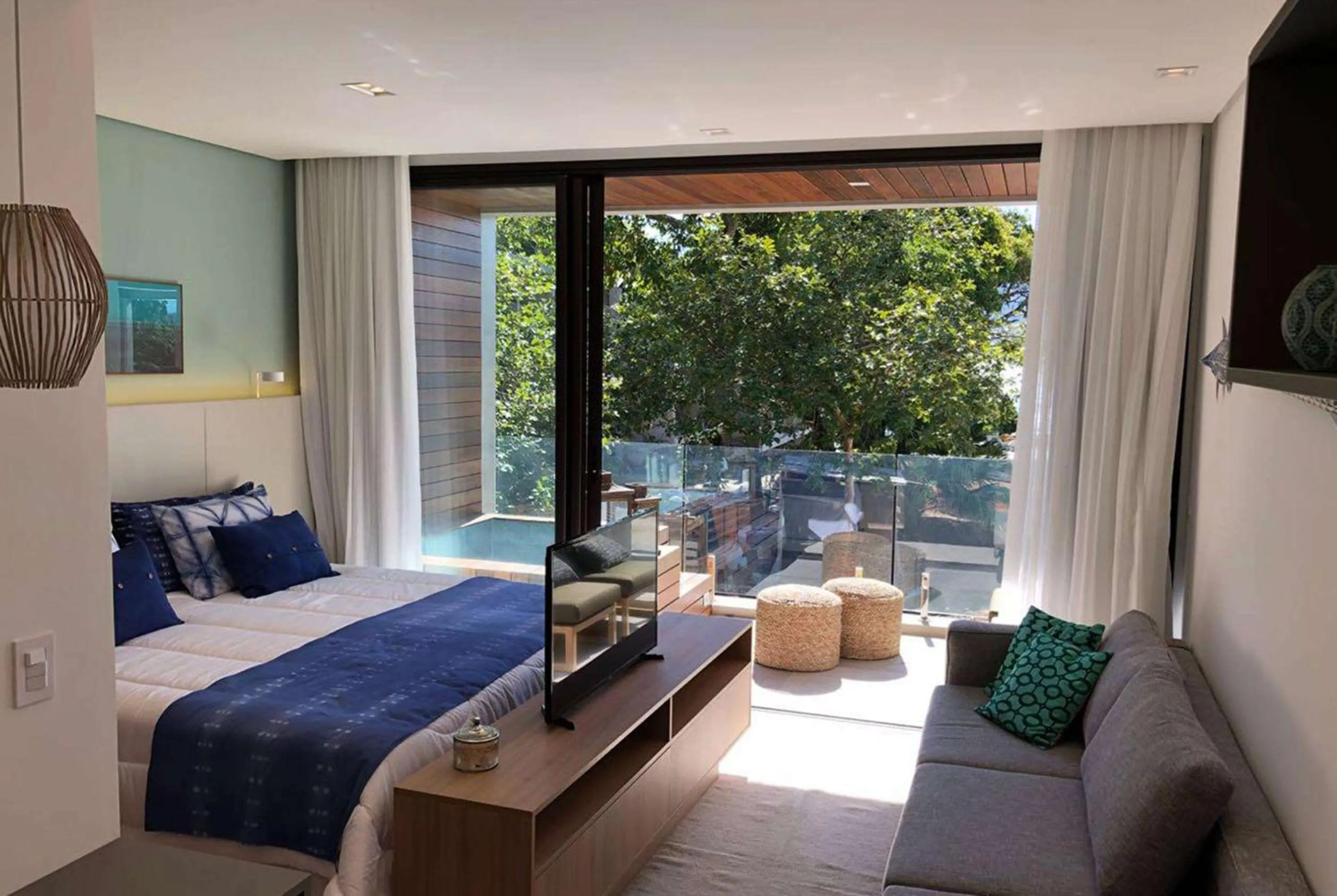 Photo of the whole room, Bed in Casa Di Sirena Ilhabela