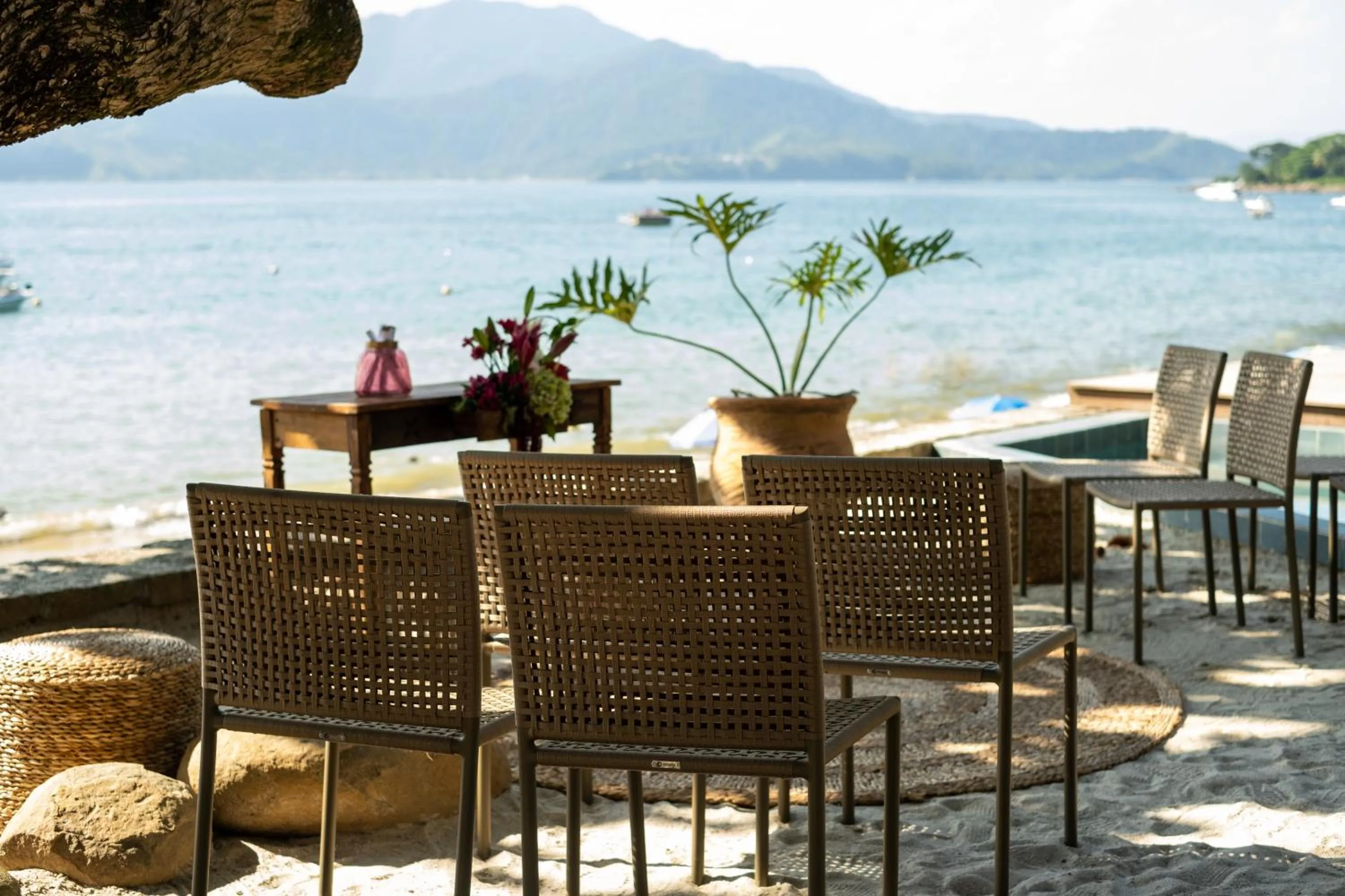 Restaurant/places to eat in Casa Di Sirena Ilhabela