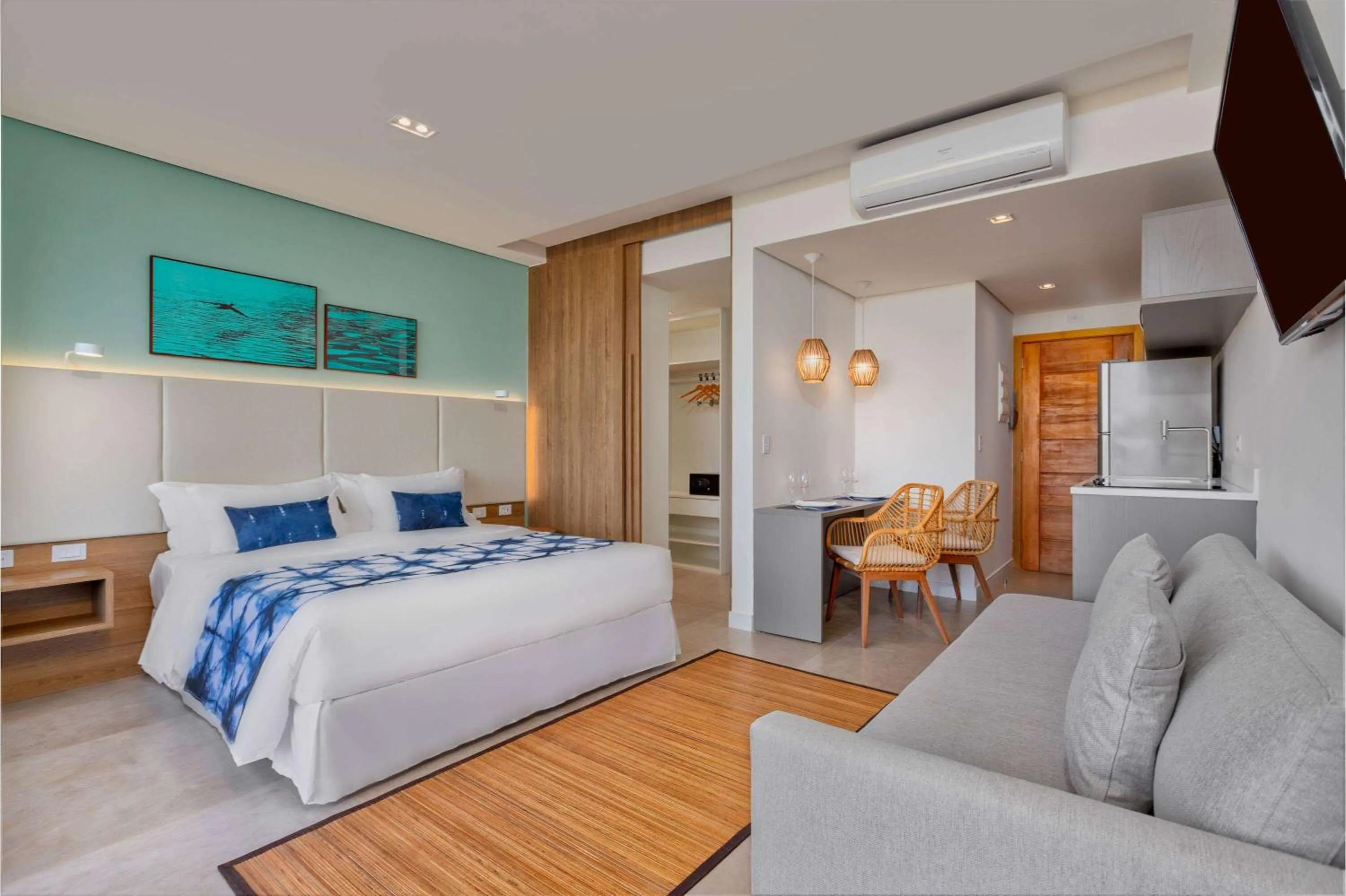 Photo of the whole room, Bed in Casa Di Sirena Ilhabela