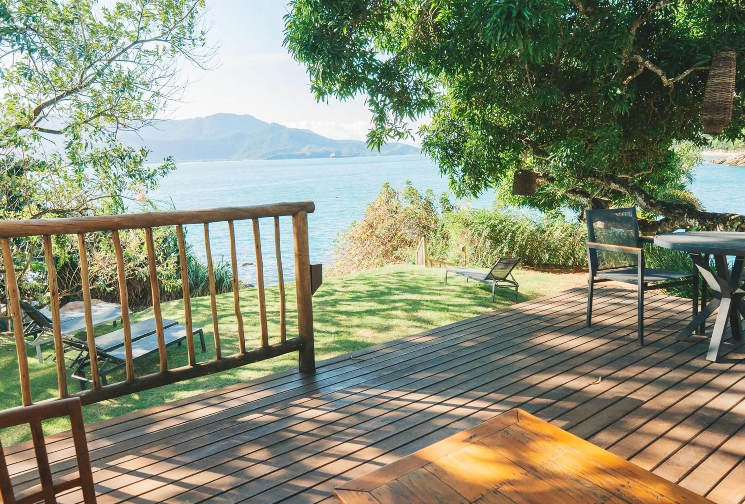 Photo of the whole room in Casa Di Sirena Ilhabela