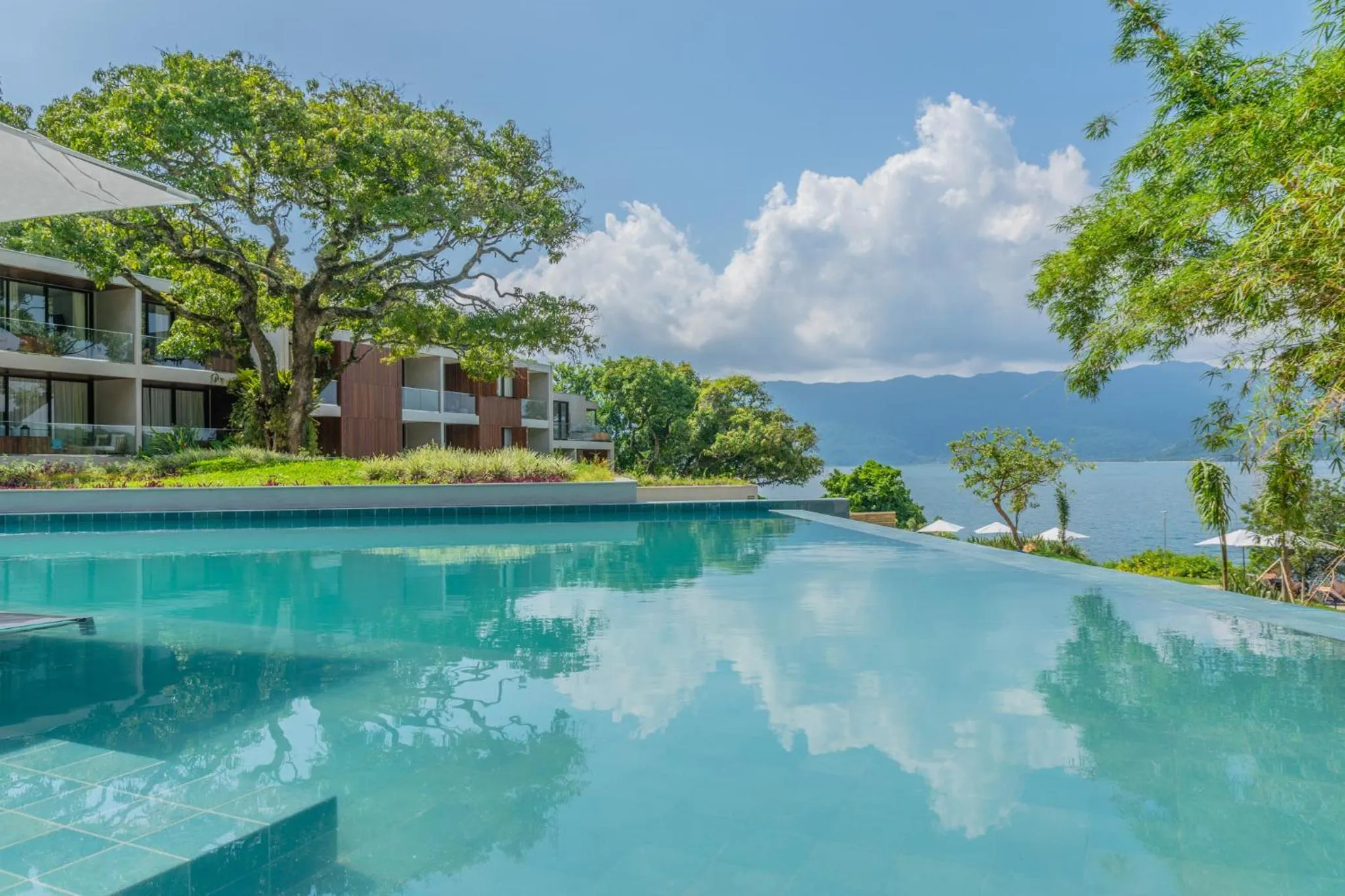 Swimming pool in Casa Di Sirena Ilhabela