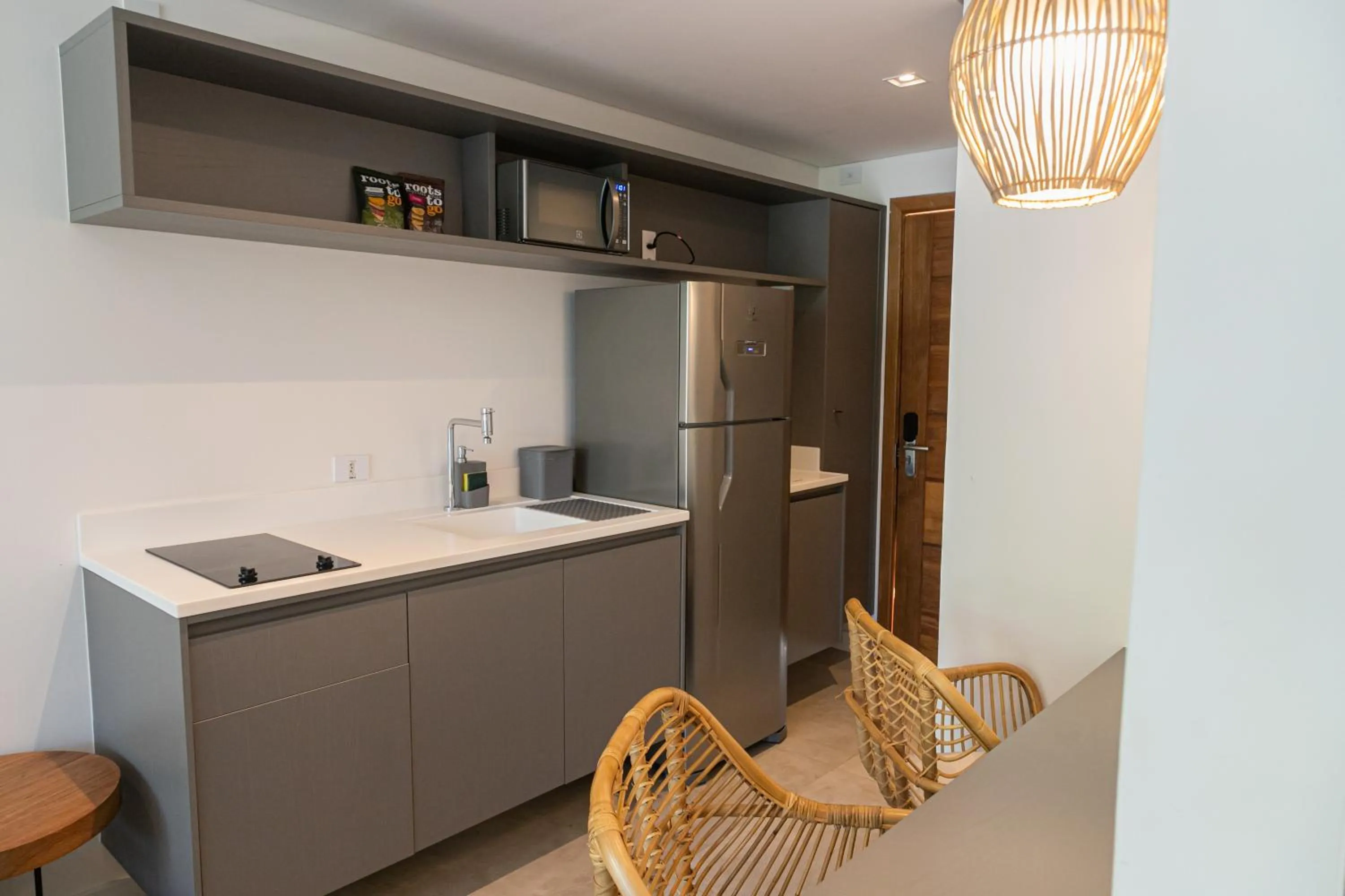 Kitchen or kitchenette in Casa Di Sirena Ilhabela