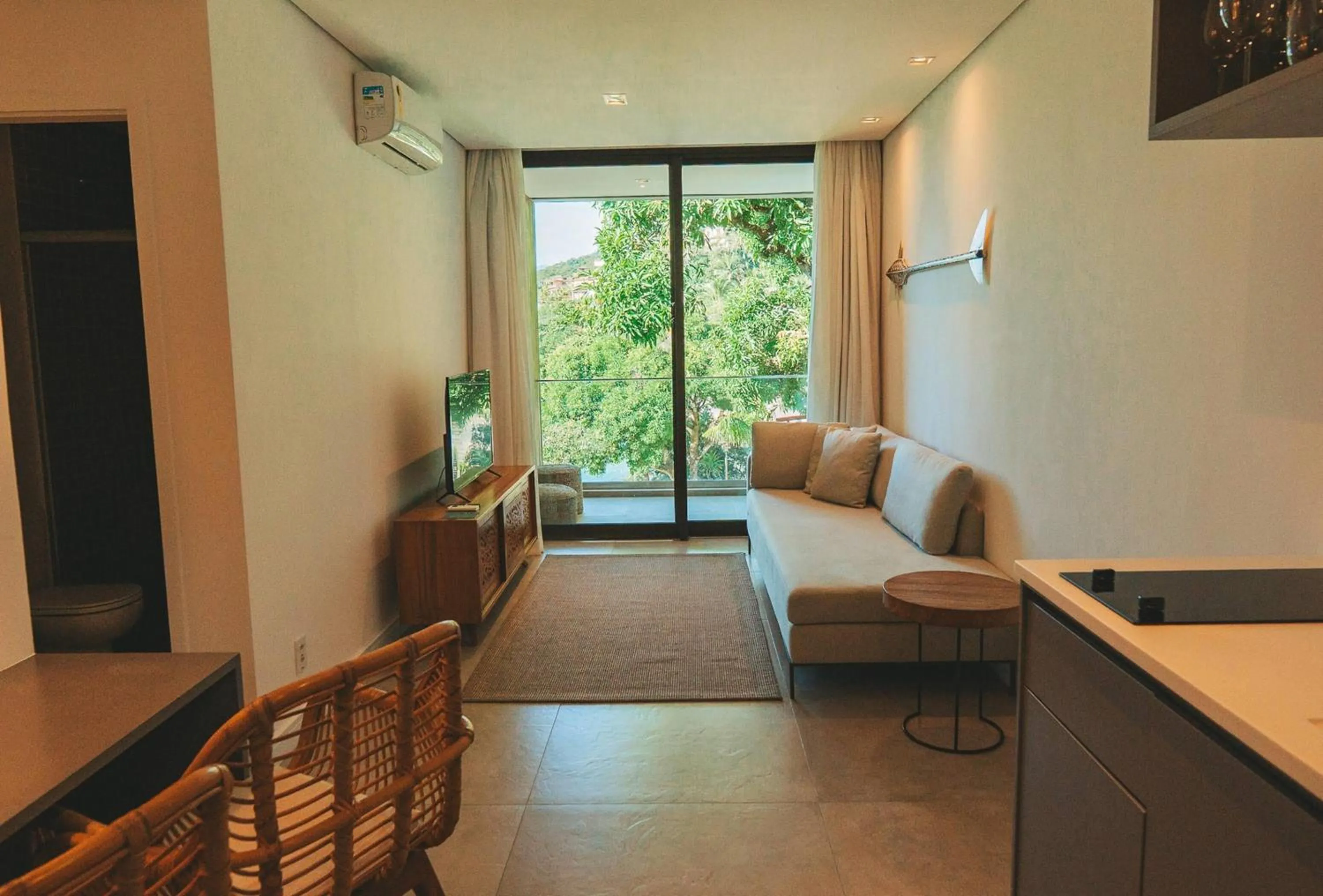 Photo of the whole room, Bed in Casa Di Sirena Ilhabela