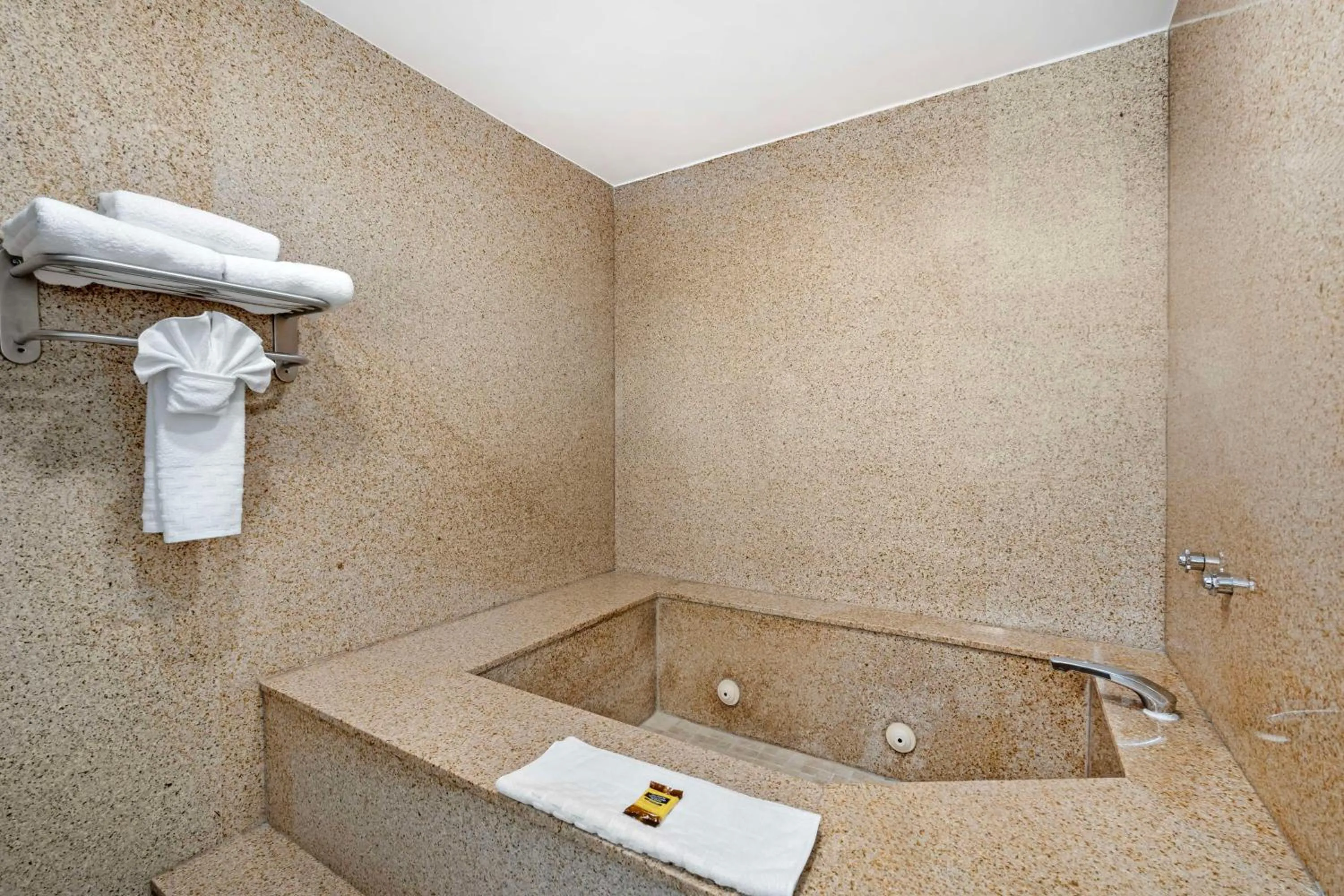 Bathroom in Best Western Plus Newport Mesa Inn