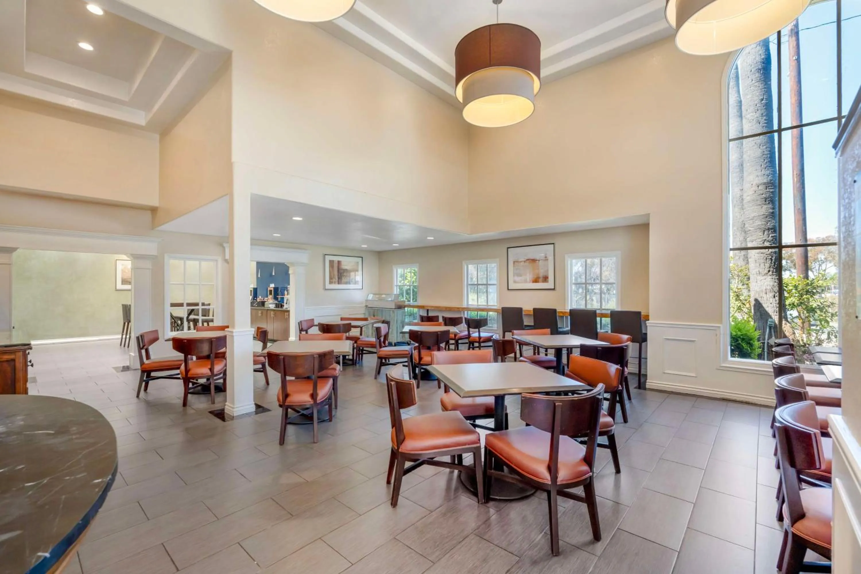 Breakfast in Best Western Plus Newport Mesa Inn