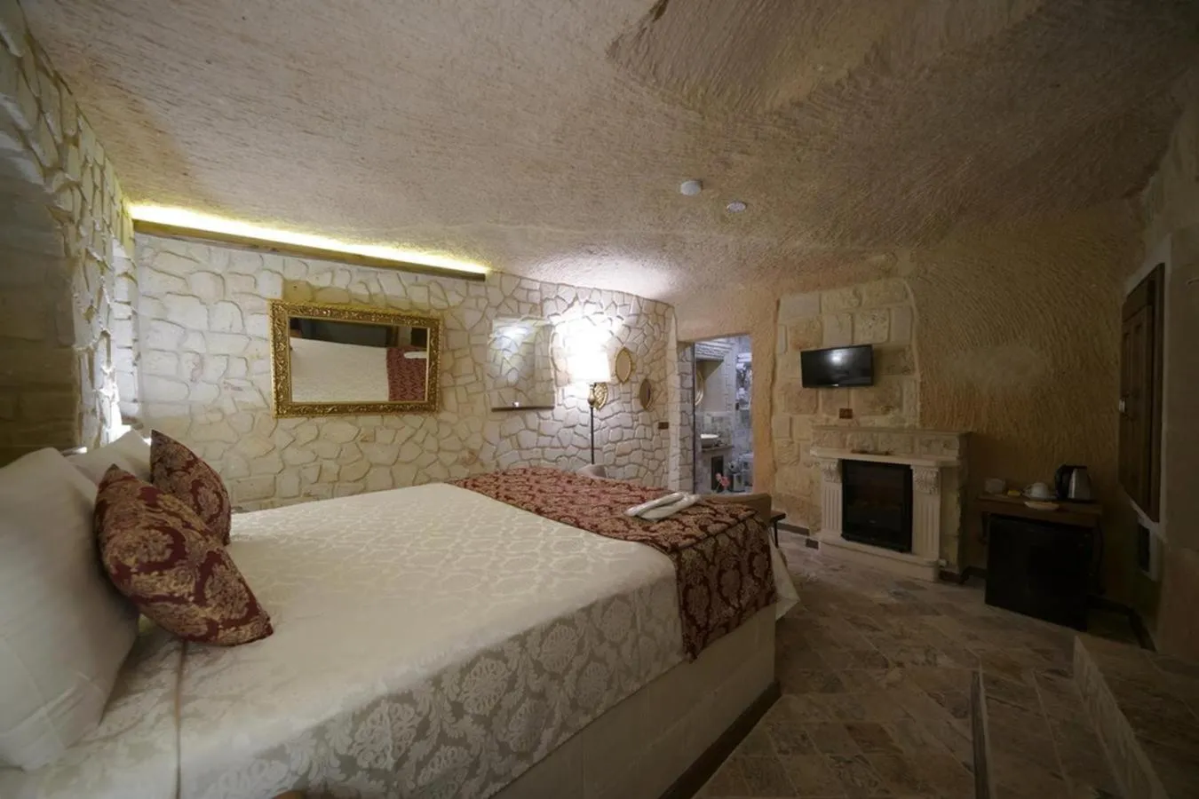 Bed in Arte Cave Hotel