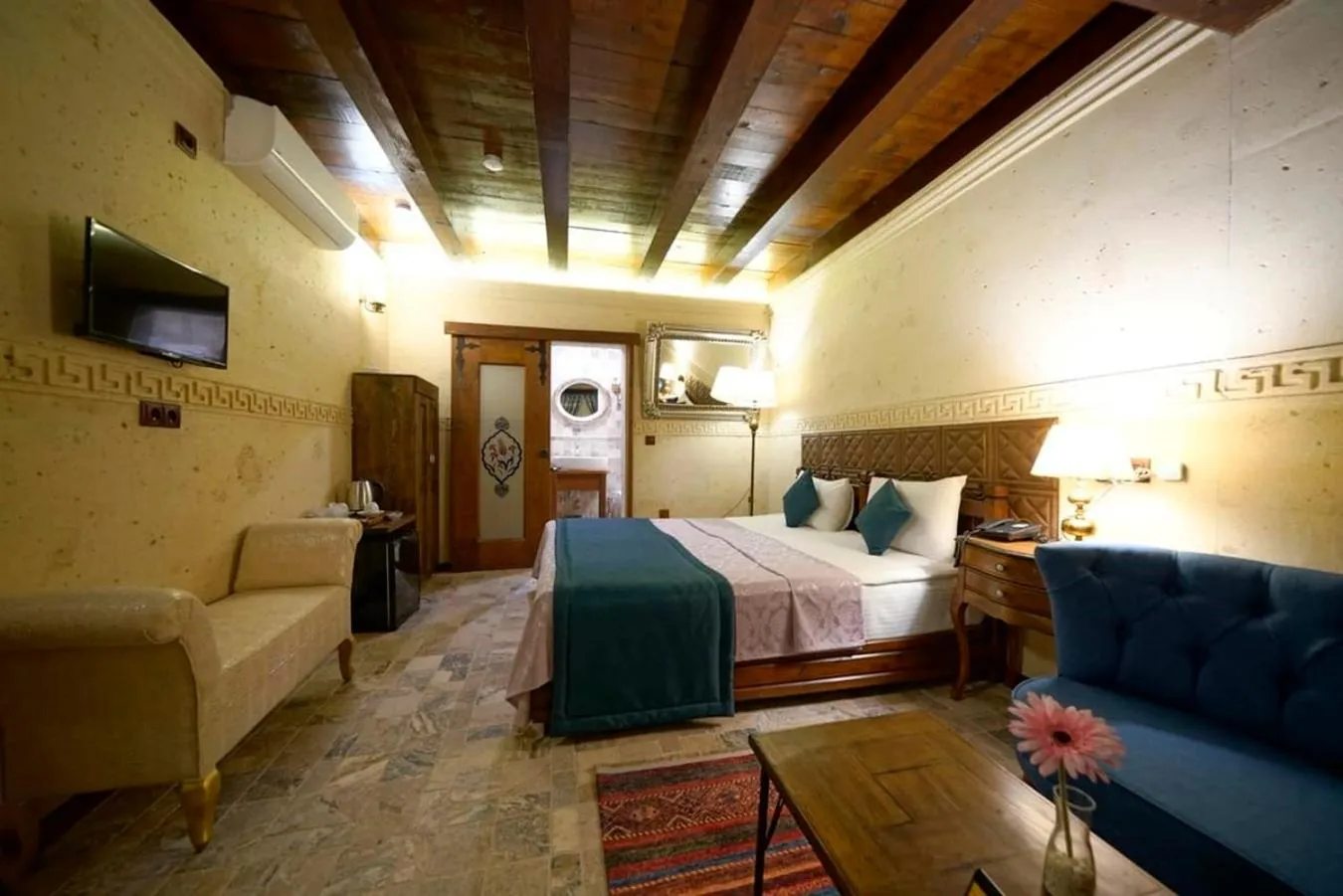Photo of the whole room, Bed in Arte Cave Hotel
