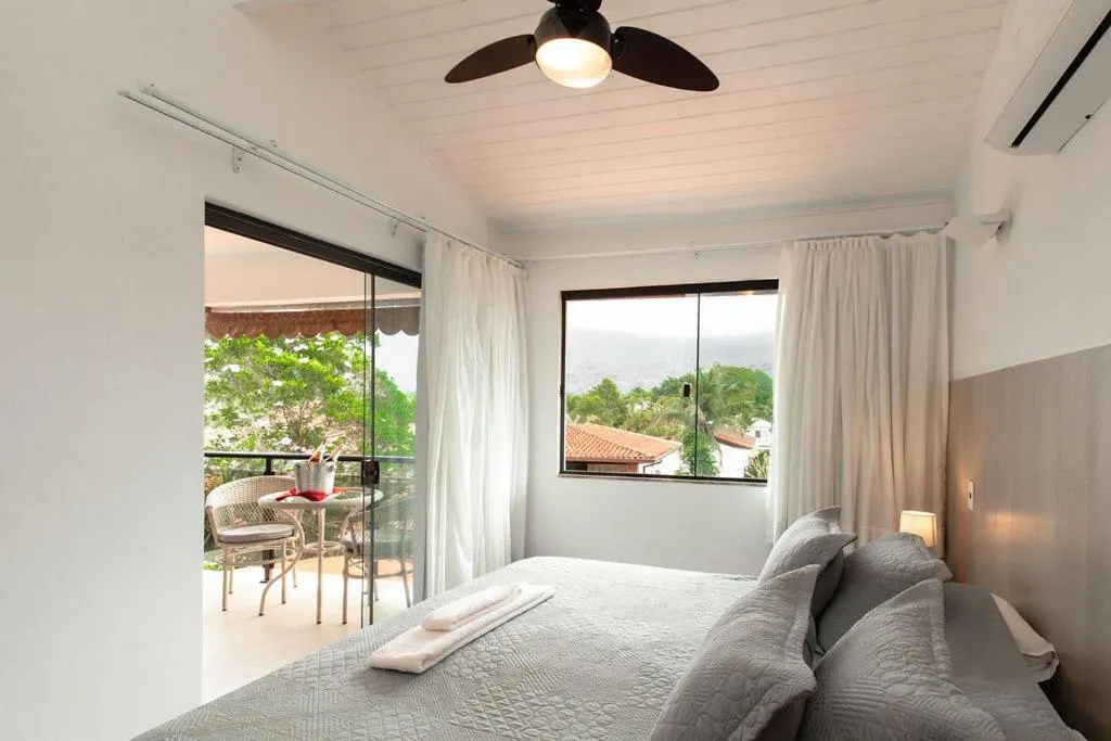 Bed in Angra Boutique Hotel