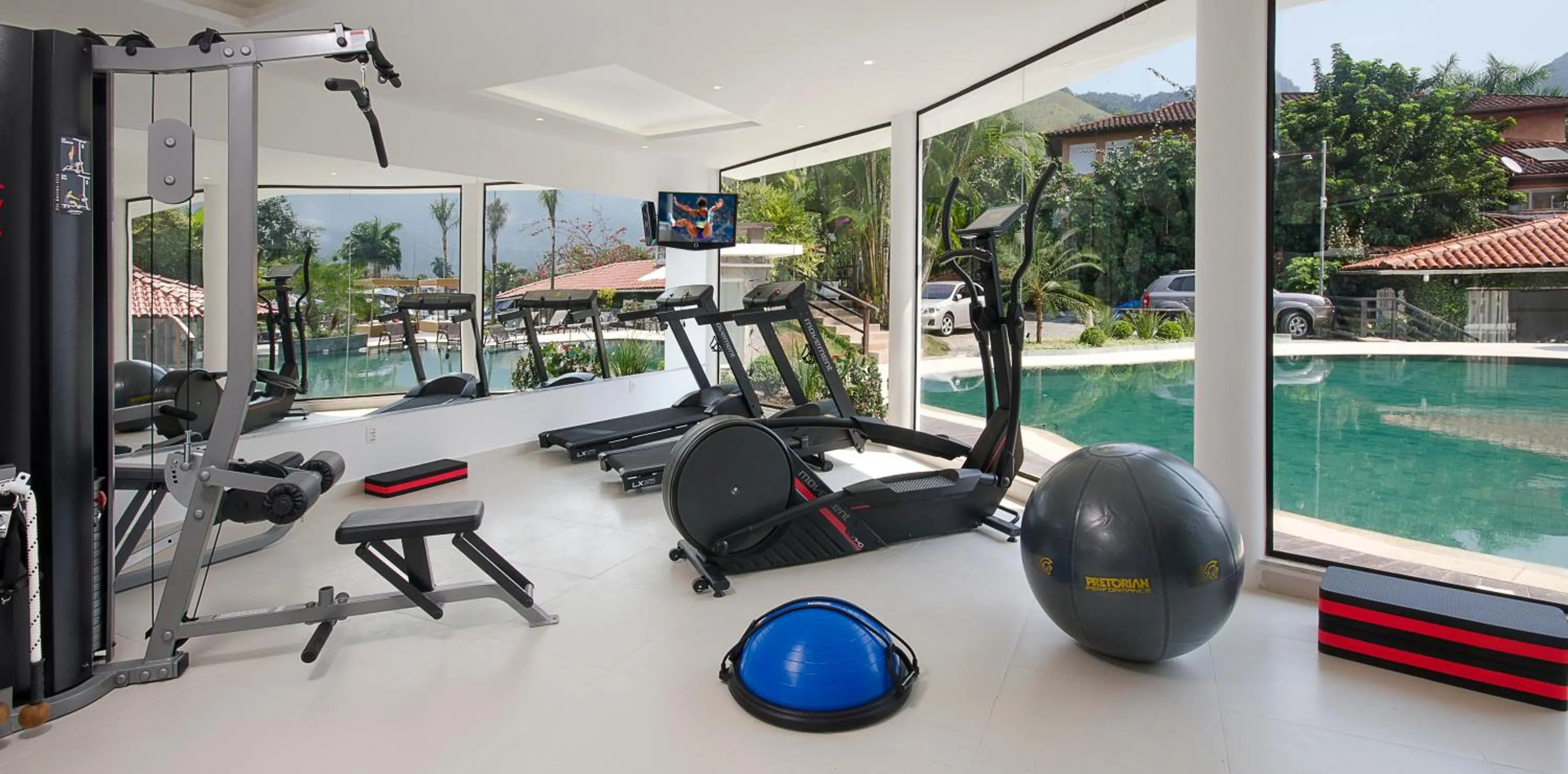 Fitness centre/facilities in Angra Boutique Hotel