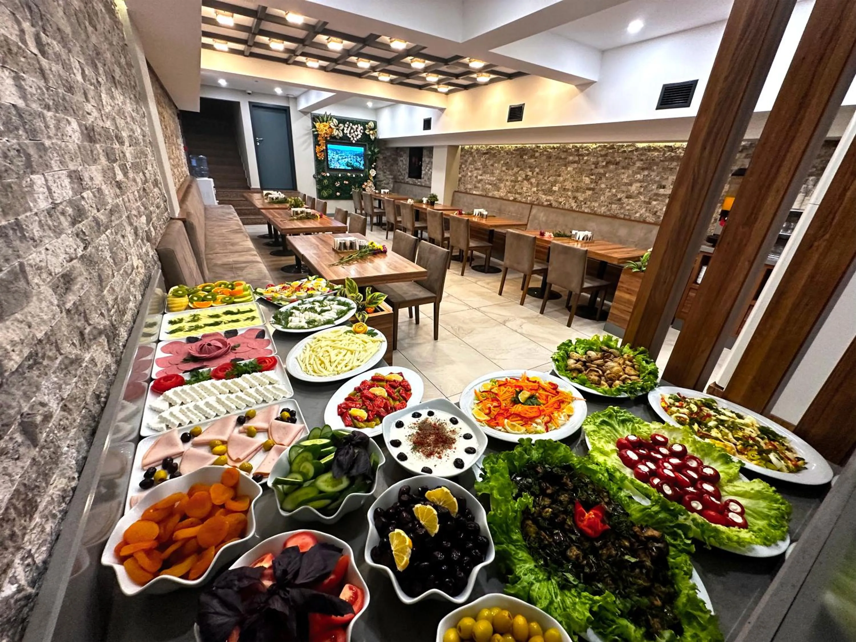 Food and drinks in Avrasya Port Hotel