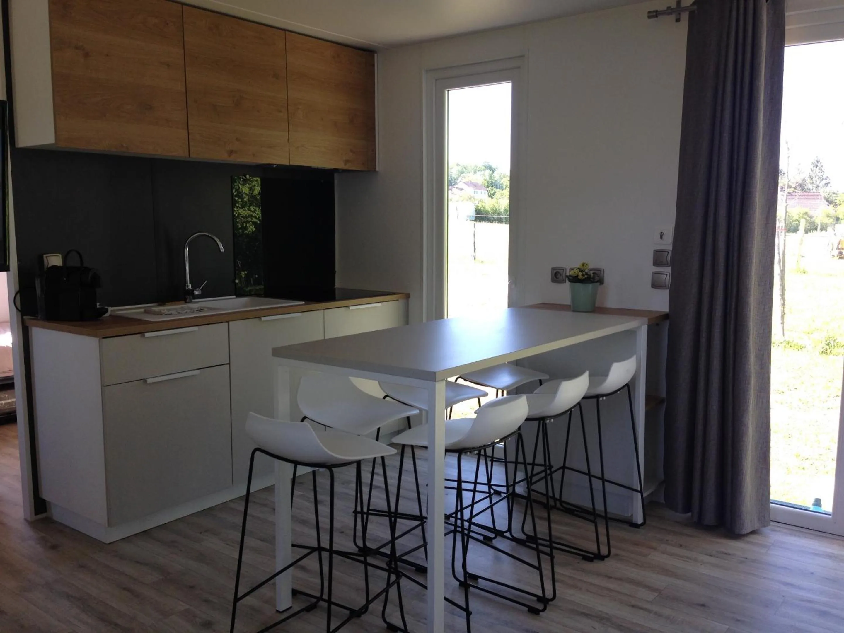 Kitchen or kitchenette in Le Lodge Premium