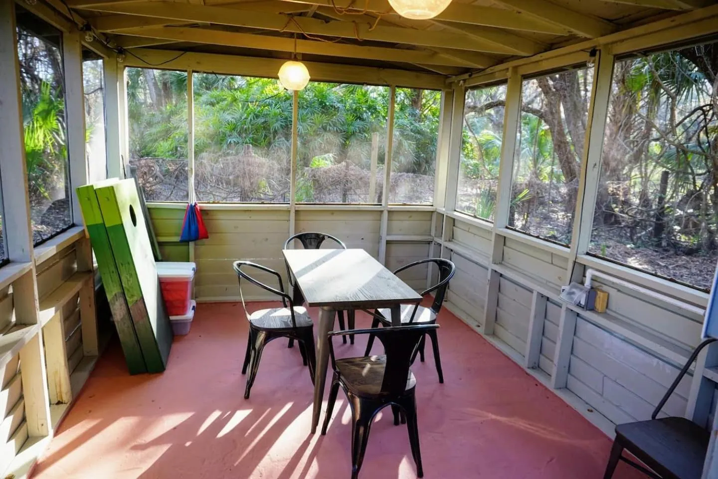 The Nature House a Secluded Waterfront Cabin