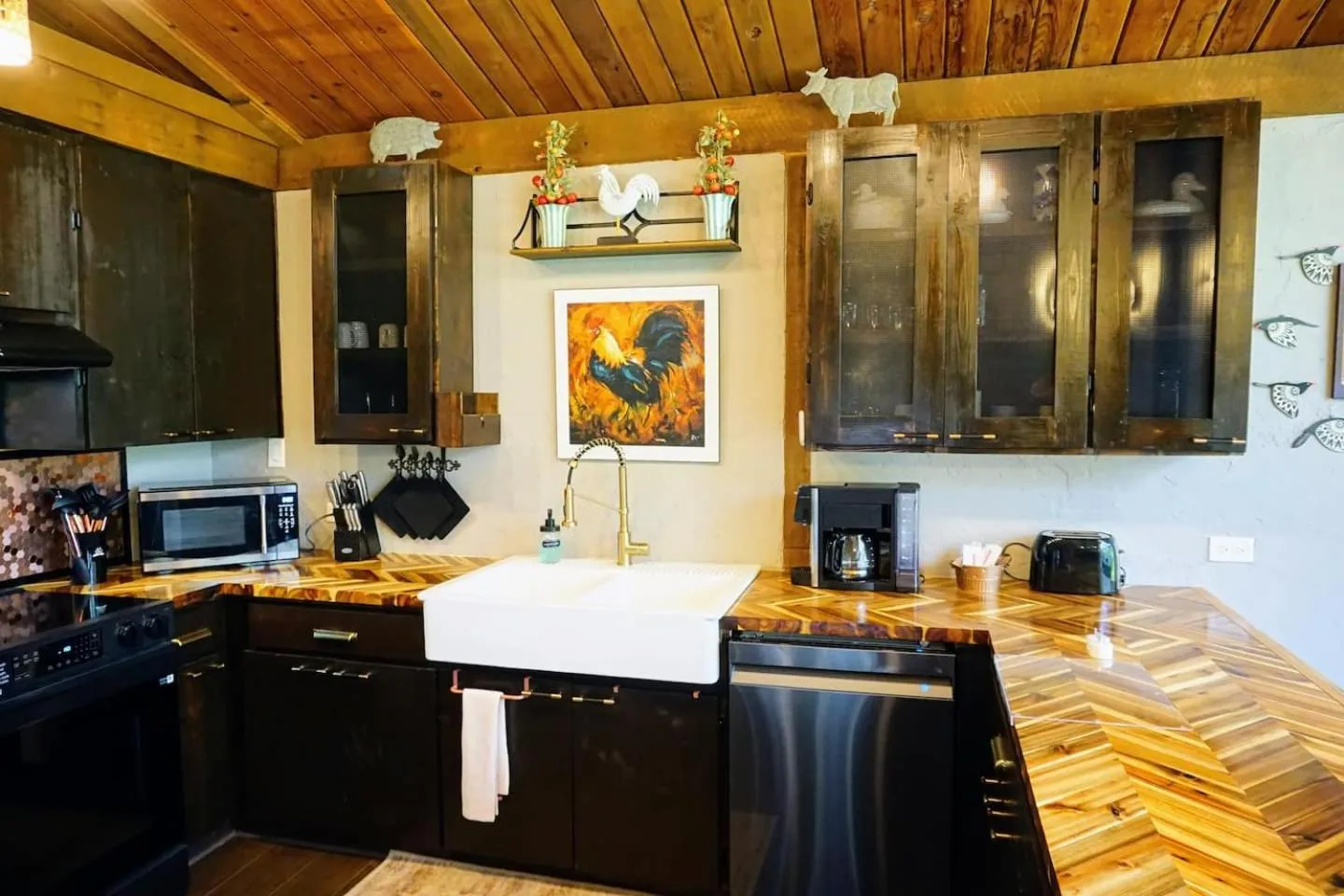 The Nature House a Secluded Waterfront Cabin