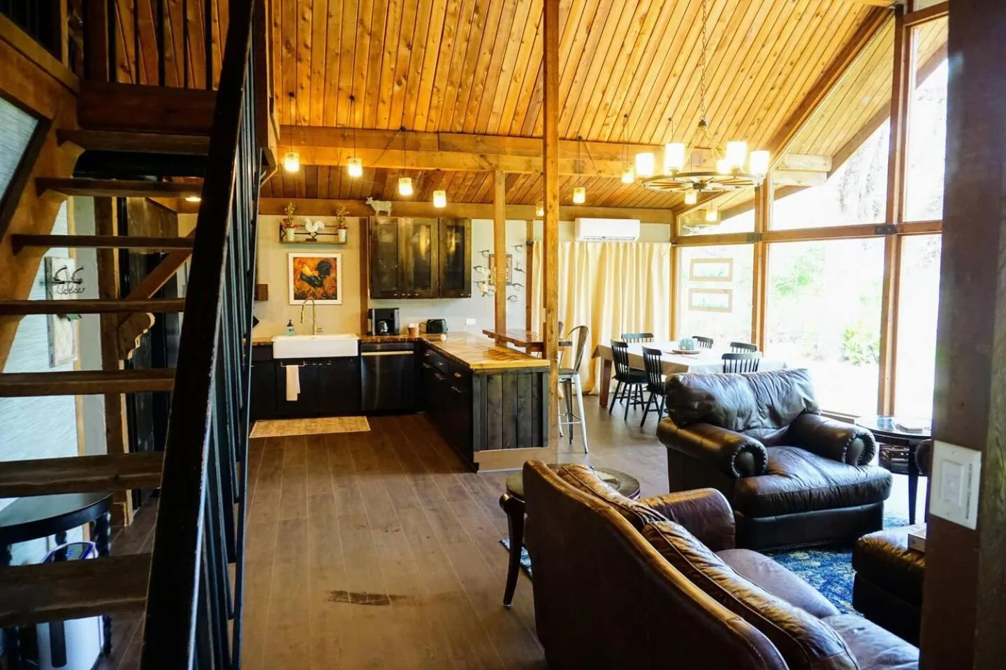 The Nature House a Secluded Waterfront Cabin