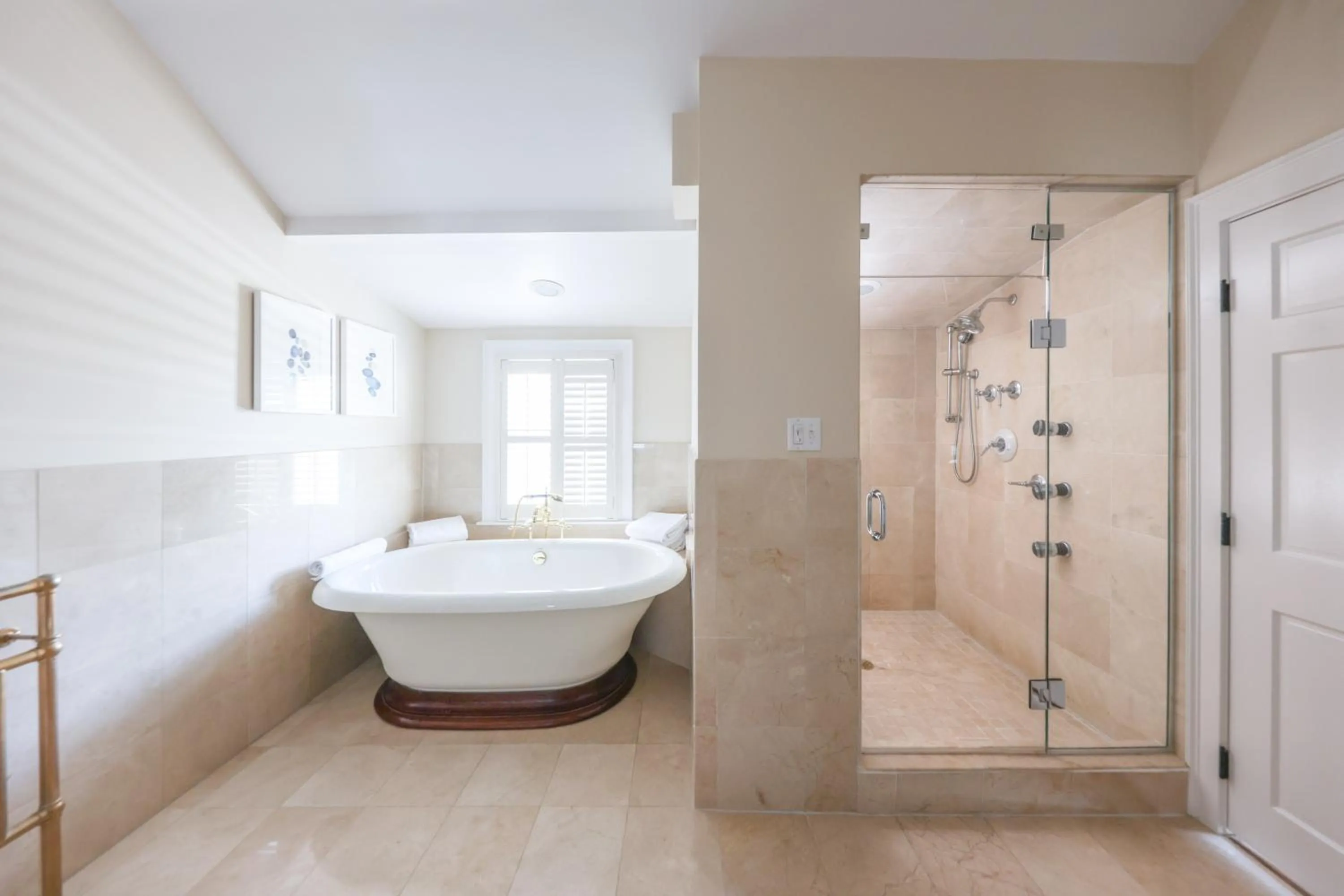 Bathroom in Chatham Bars Inn