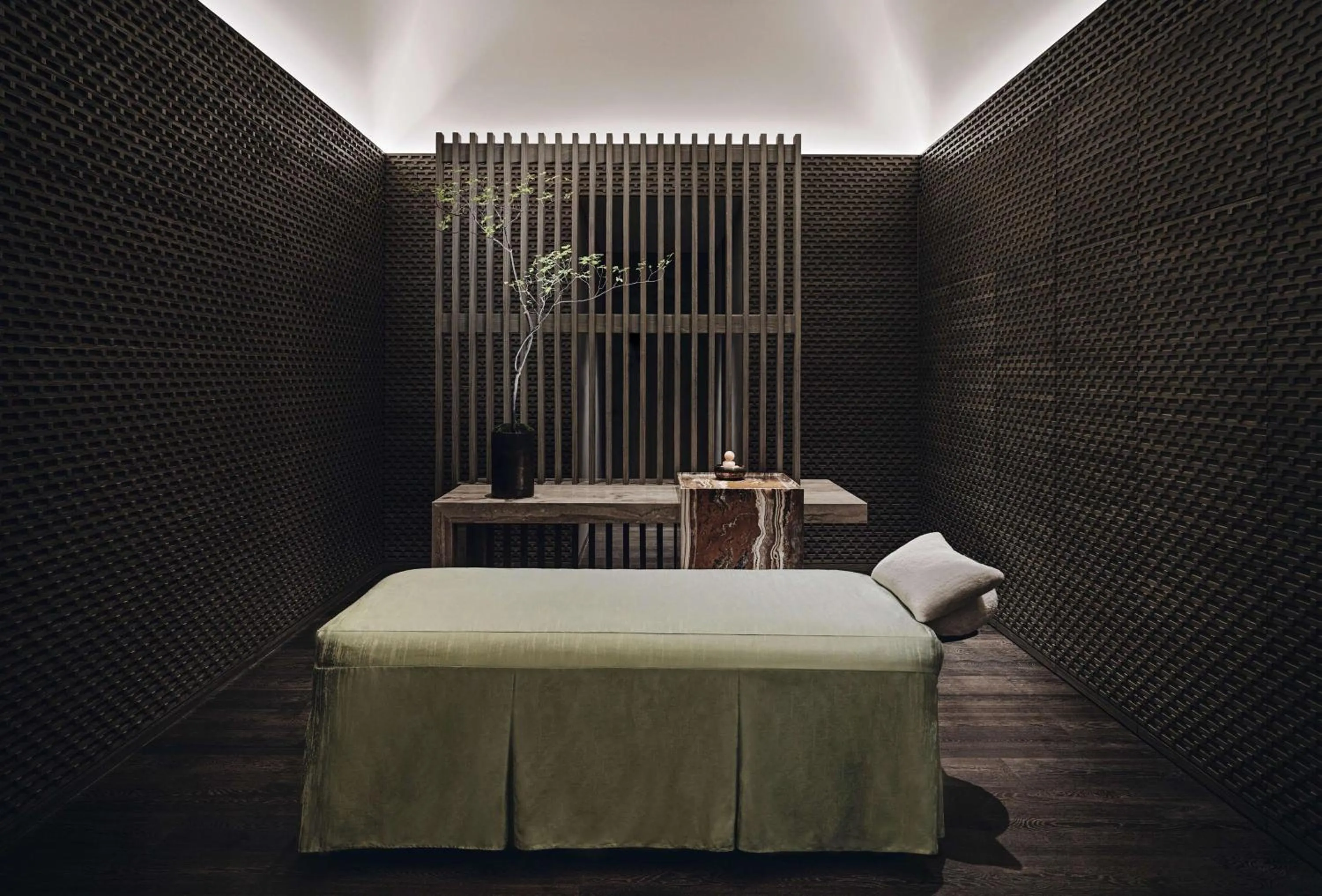 Spa and wellness centre/facilities, Bed in Park Hyatt Shenzhen