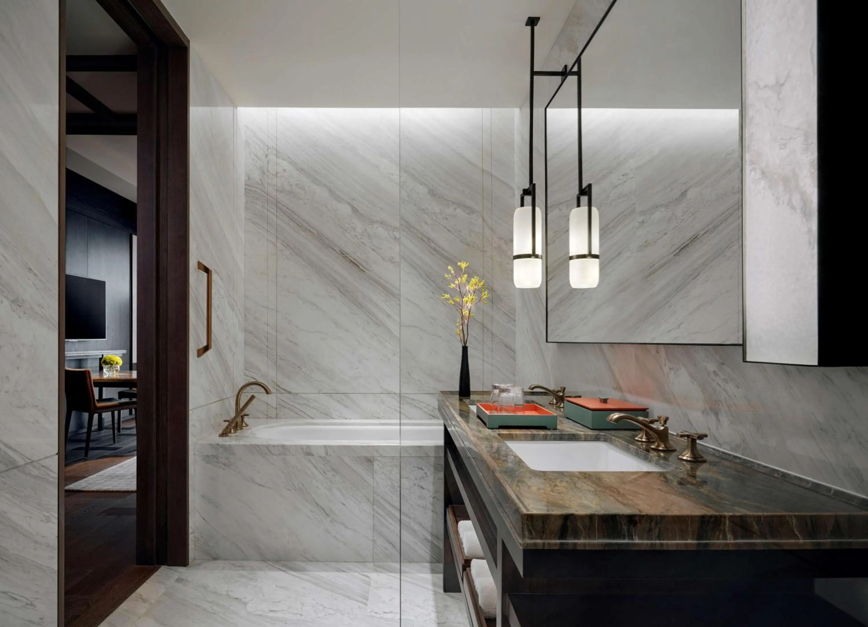 Hot Tub in Park Hyatt Shenzhen