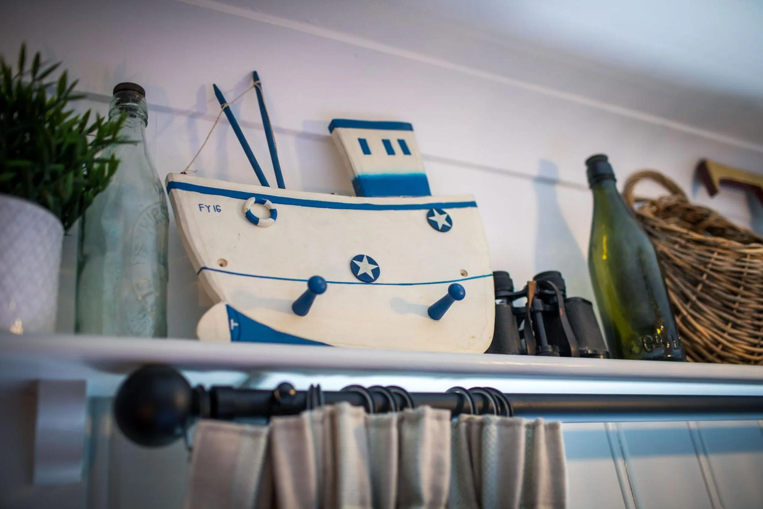 Decorative detail in The Smugglers Inn