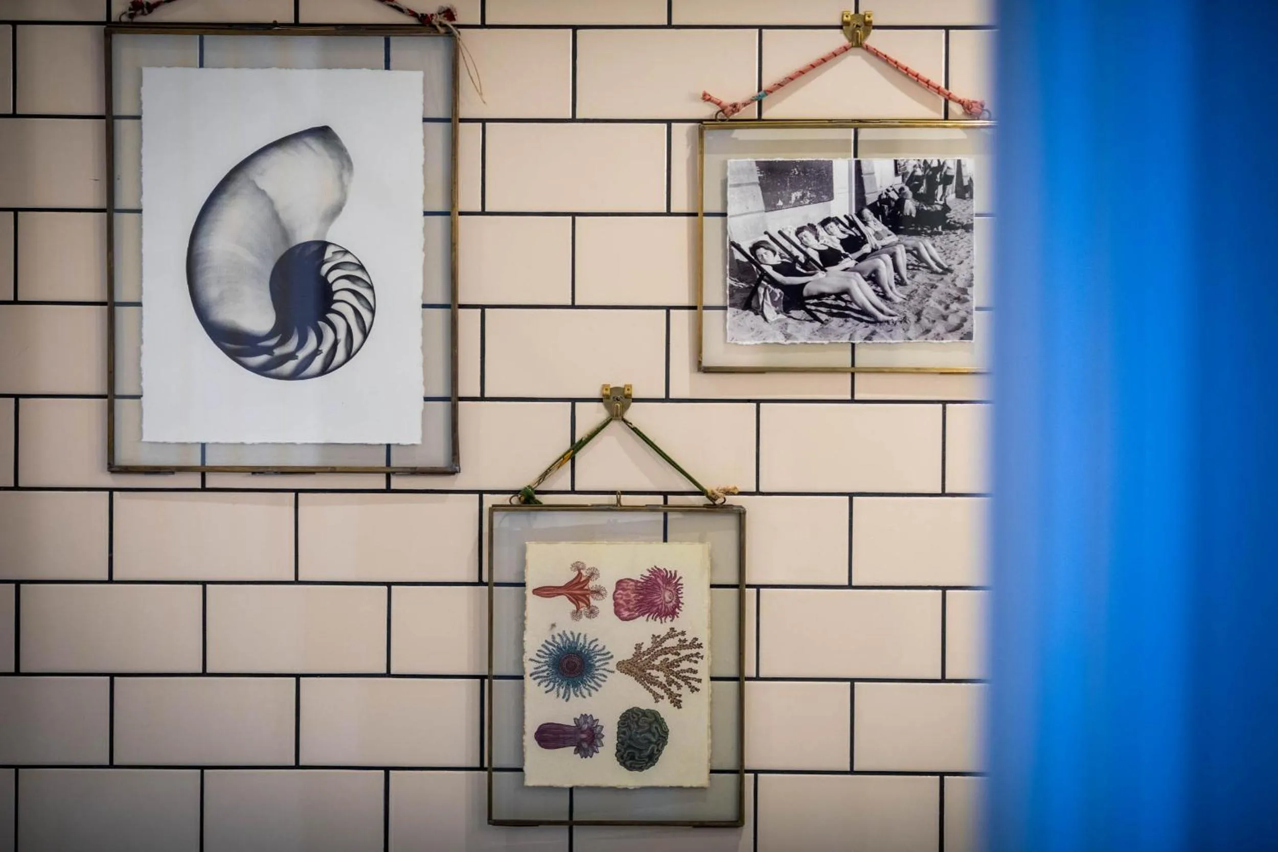 Decorative detail in The Smugglers Inn