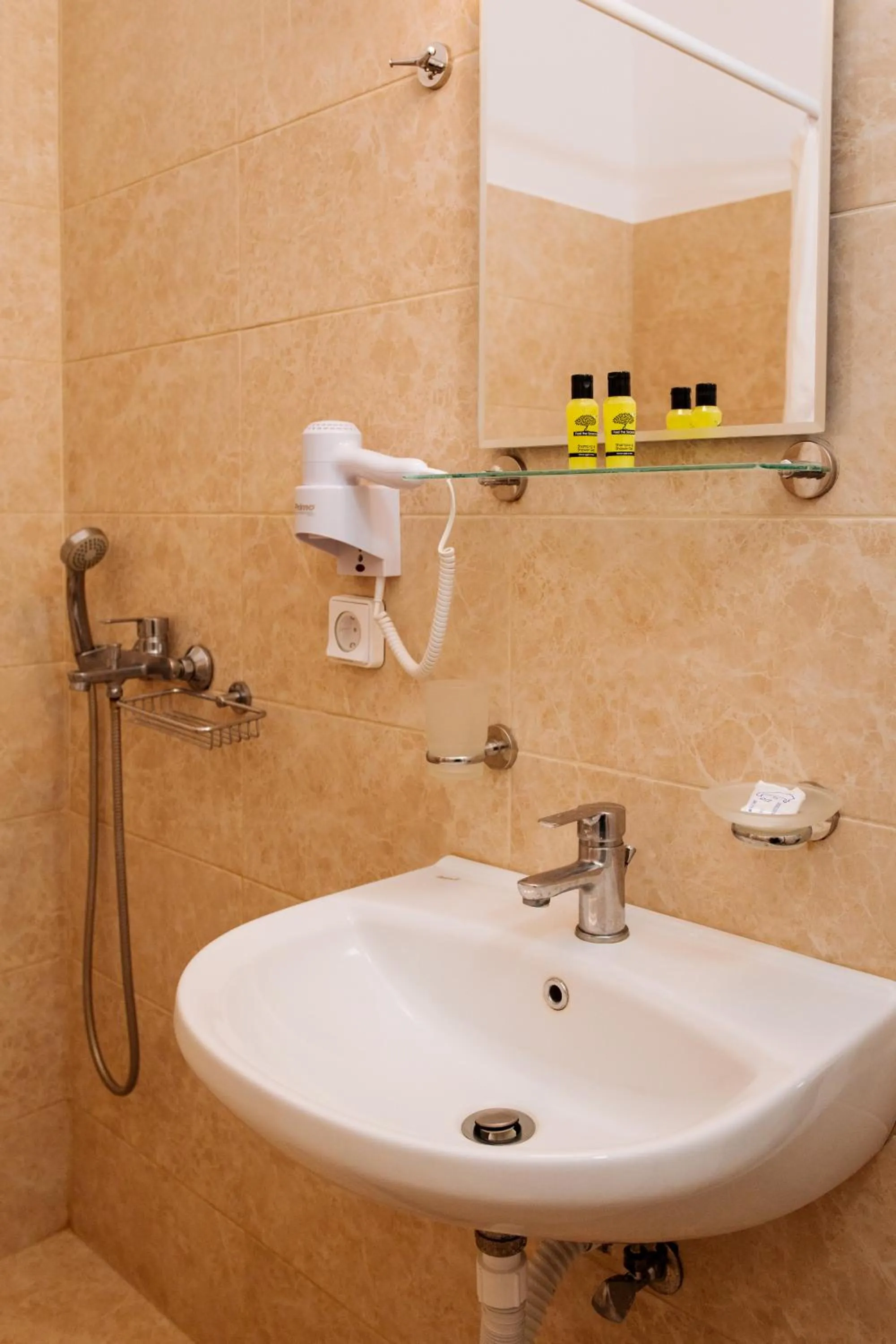 Shower in Nikos Hotel