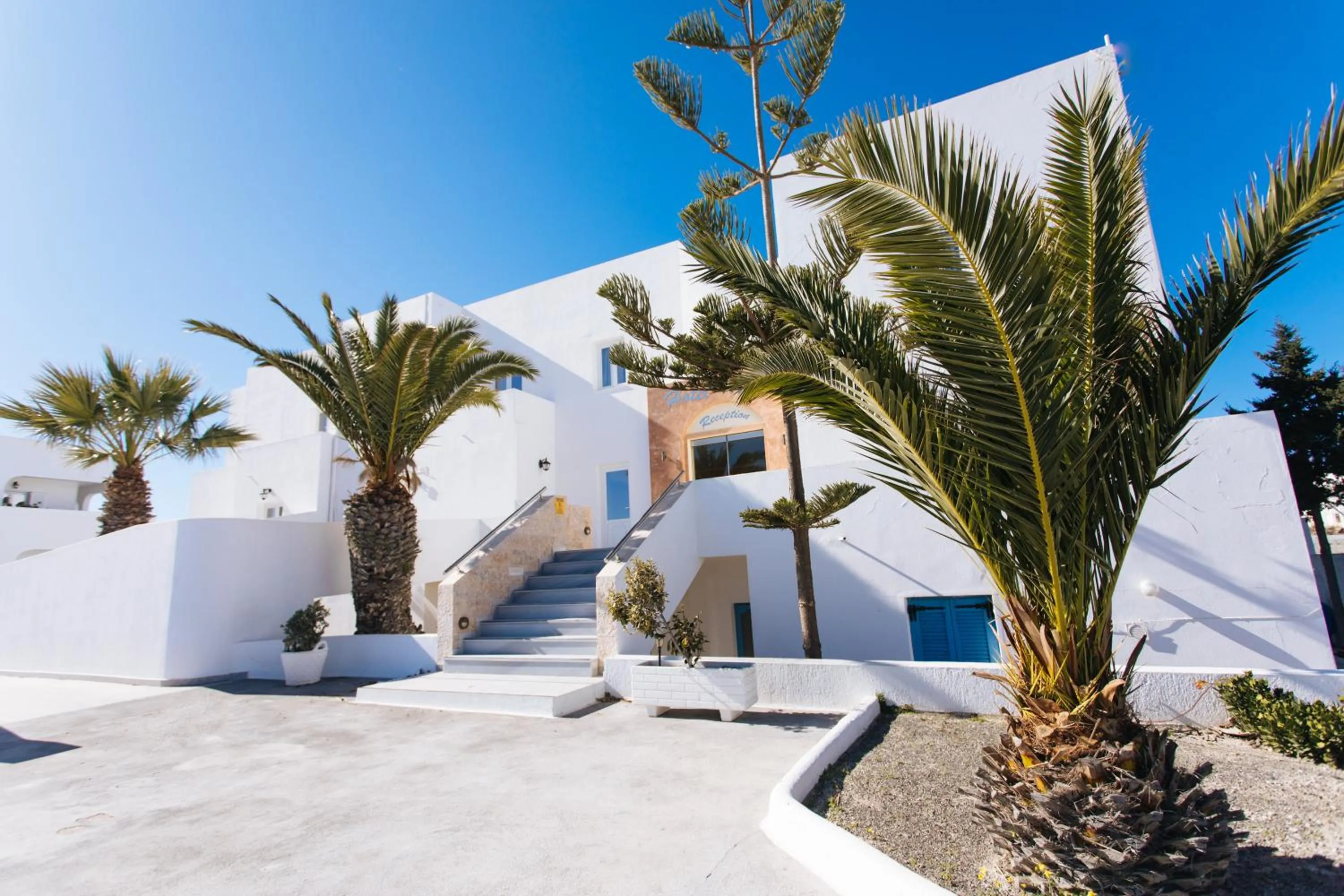 Property building in Nikos Hotel