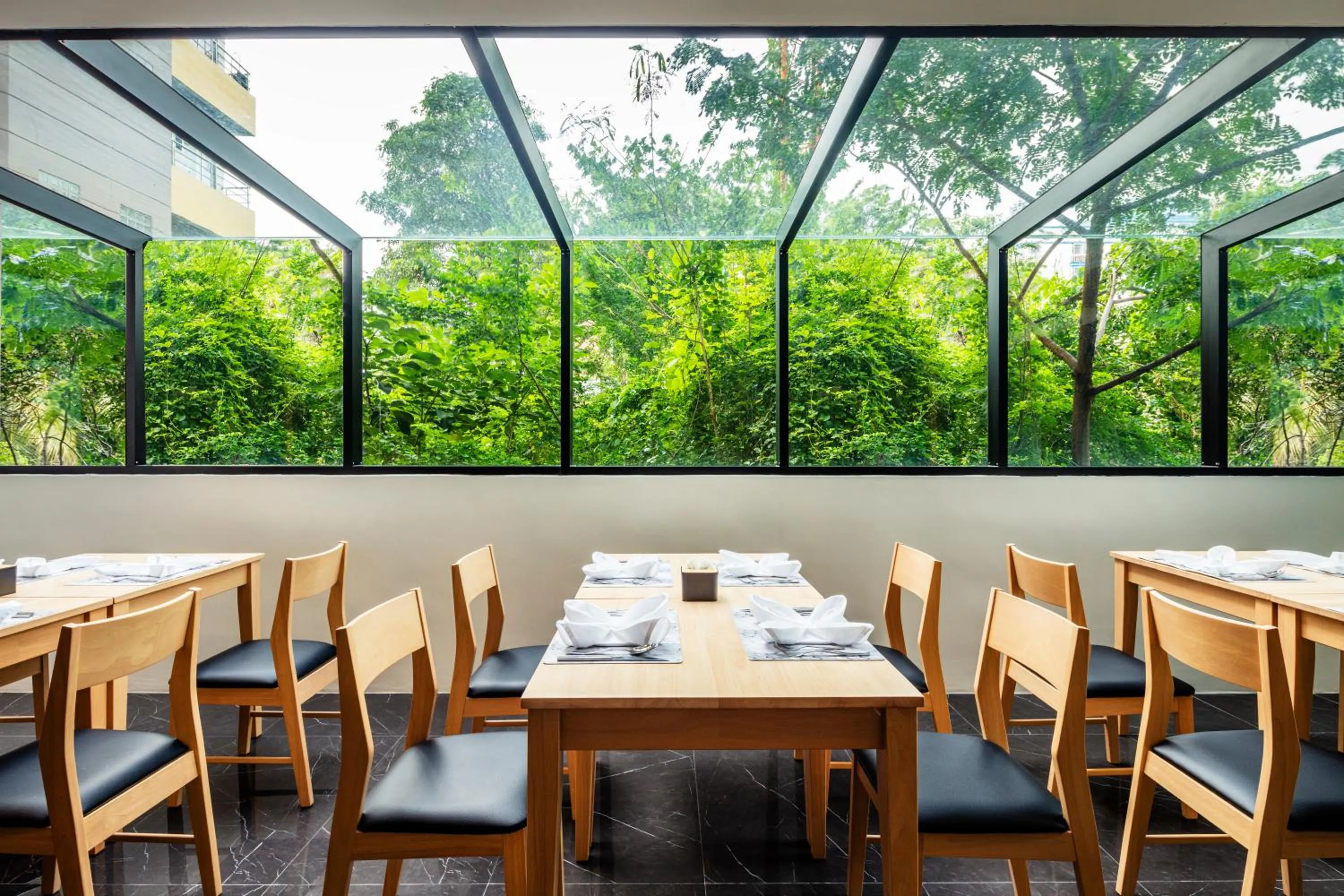 Restaurant/places to eat in The Grand Sala Thai