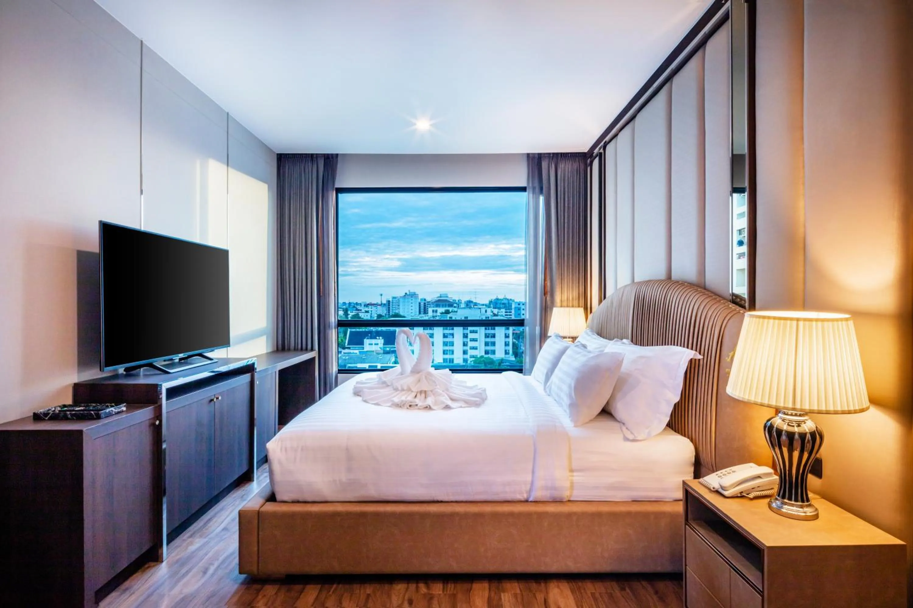 Bed in The Grand Sala Thai