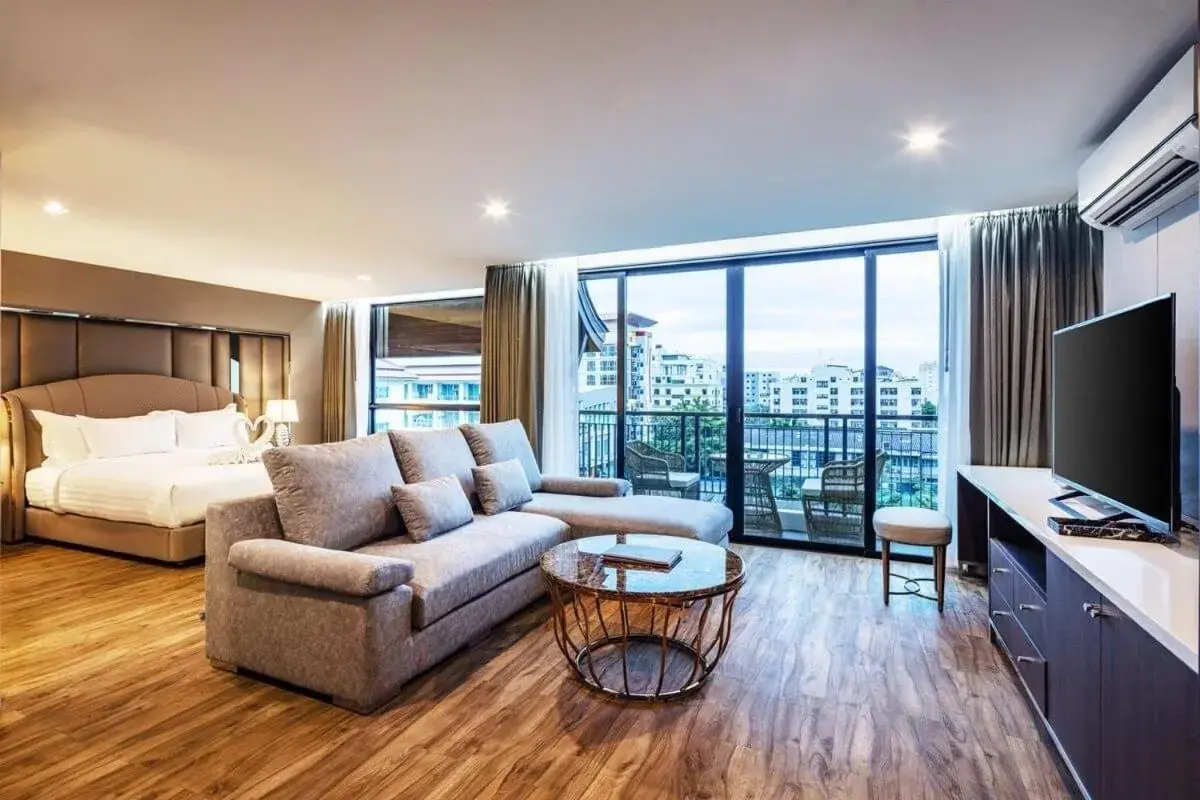 Deluxe King Room in The Grand Sala Thai Deluxe King Room in The Grand Sala Thai