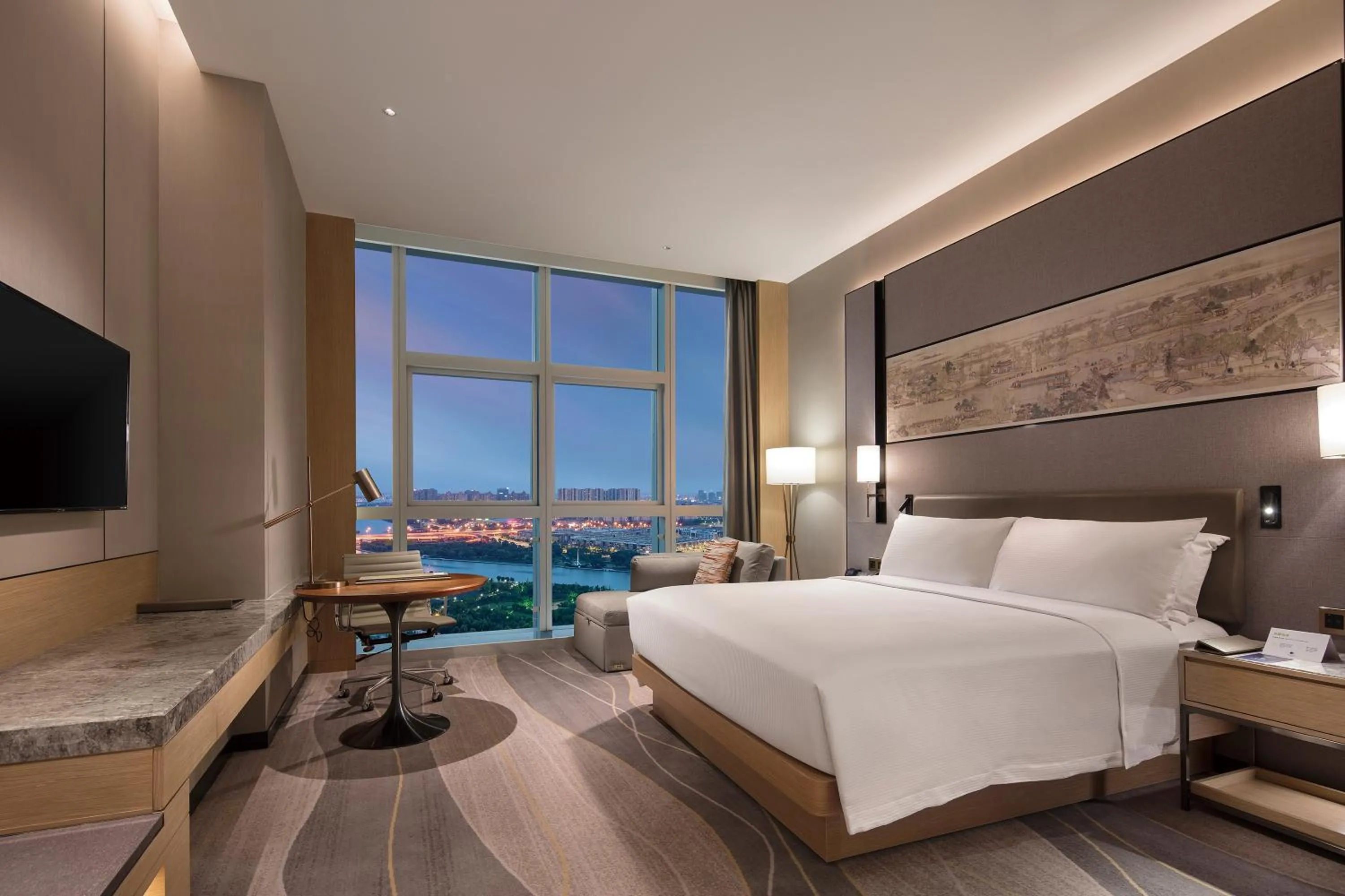 Bed in Doubletree By Hilton Suzhou Wujiang