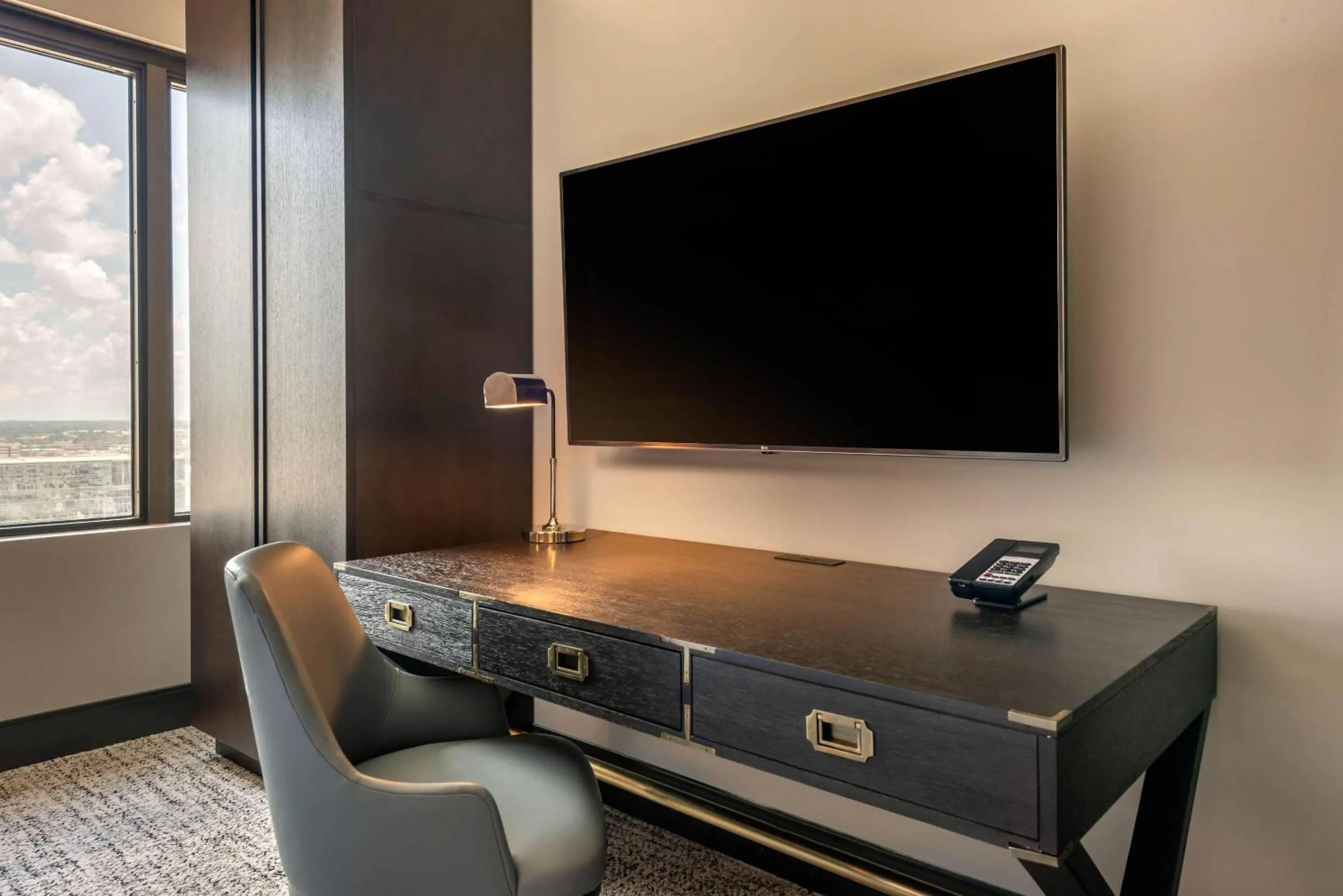 Bedroom in Cambria Hotel Houston Downtown Convention Center