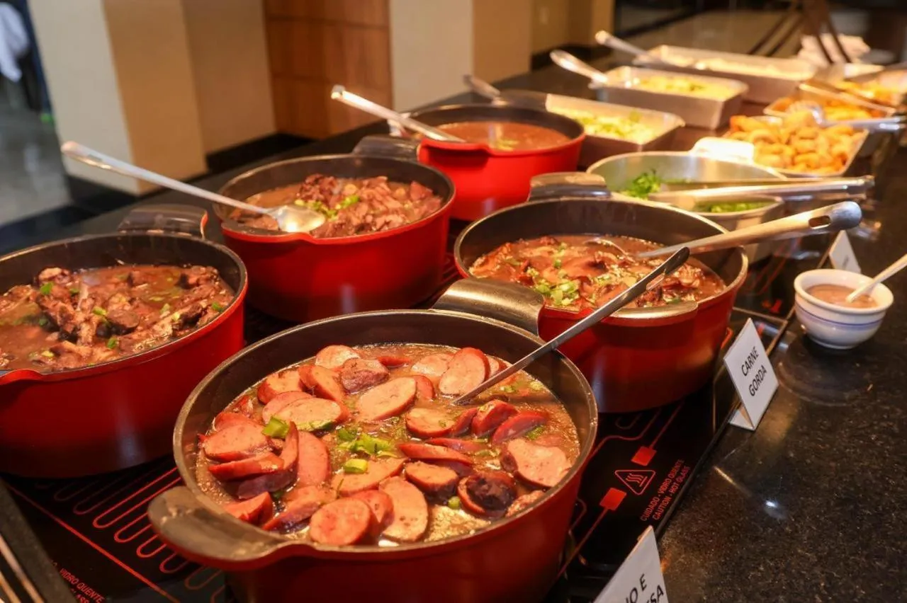 Restaurant/places to eat in Hotel Metrópole