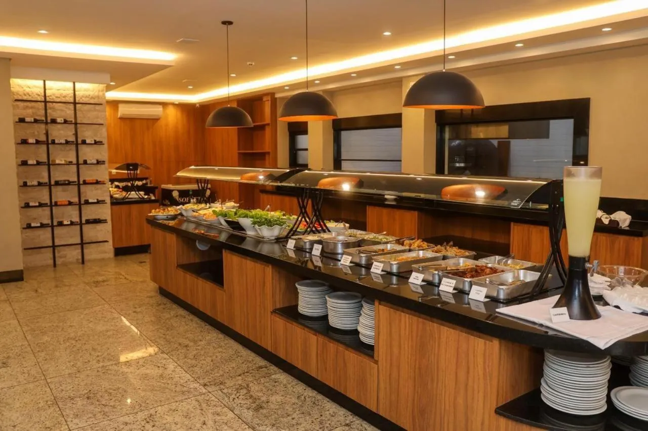 Restaurant/places to eat in Hotel Metrópole