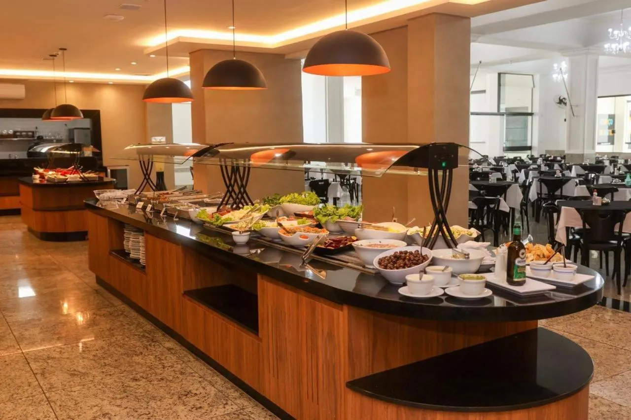 Restaurant/places to eat in Hotel Metrópole