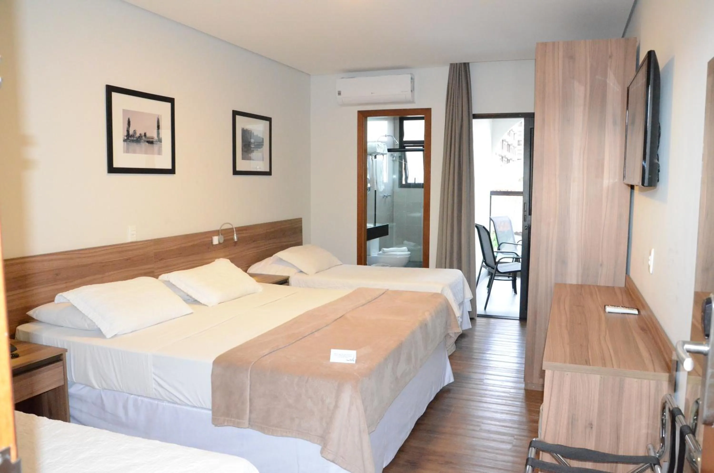 Bedroom, Bed in Hotel Metrópole