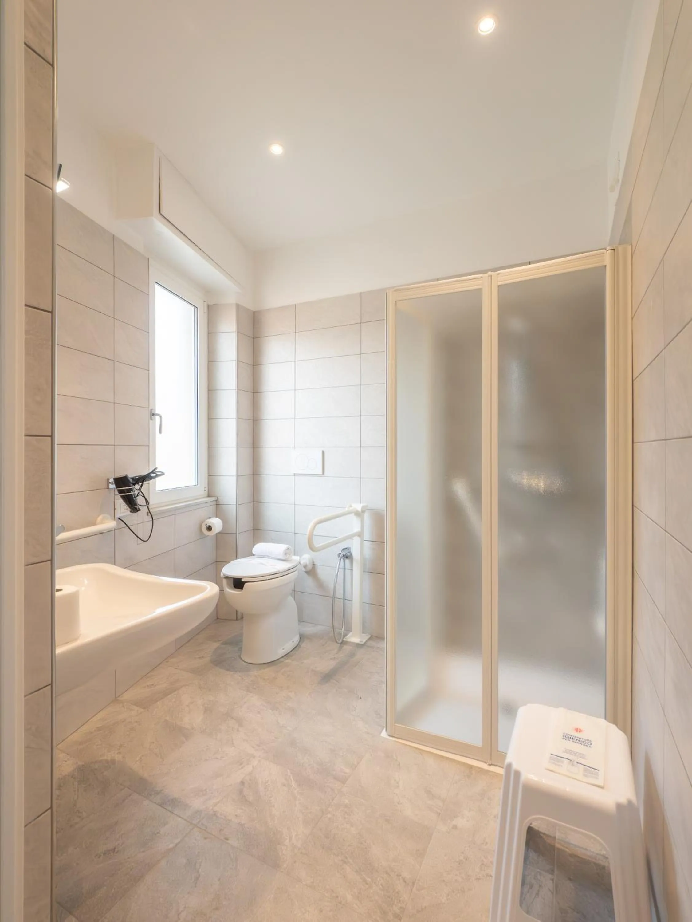 Facility for disabled guests in Hotel La Bussola