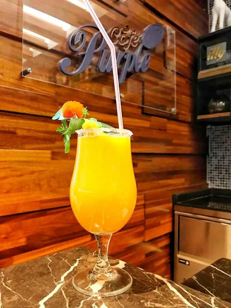 Drinks in Roots Hotel Apartments Abidjan