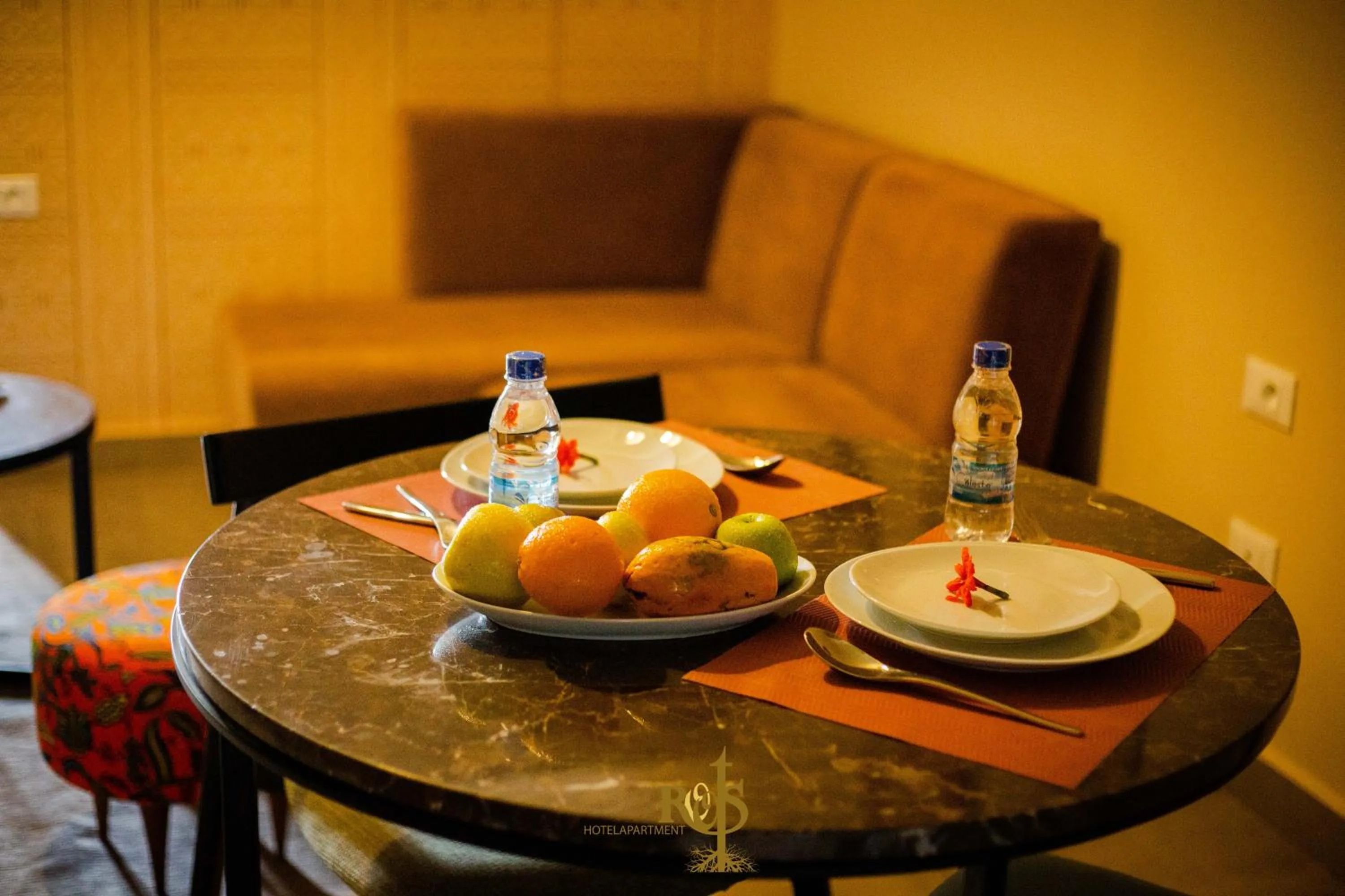 Roots Hotel Apartments Abidjan