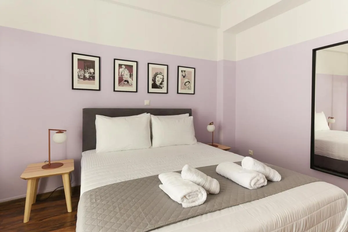 Bed in ATHENS STORIES