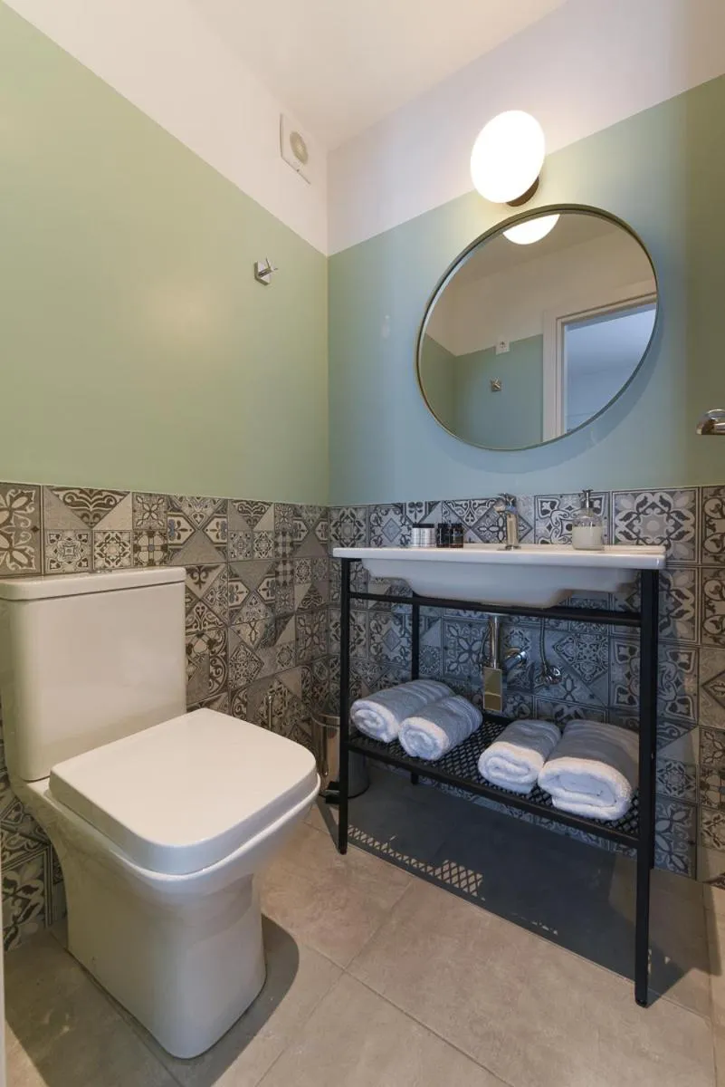 Toilet in ATHENS STORIES