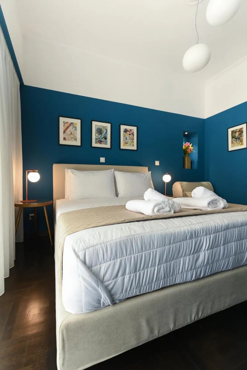 Bed in ATHENS STORIES