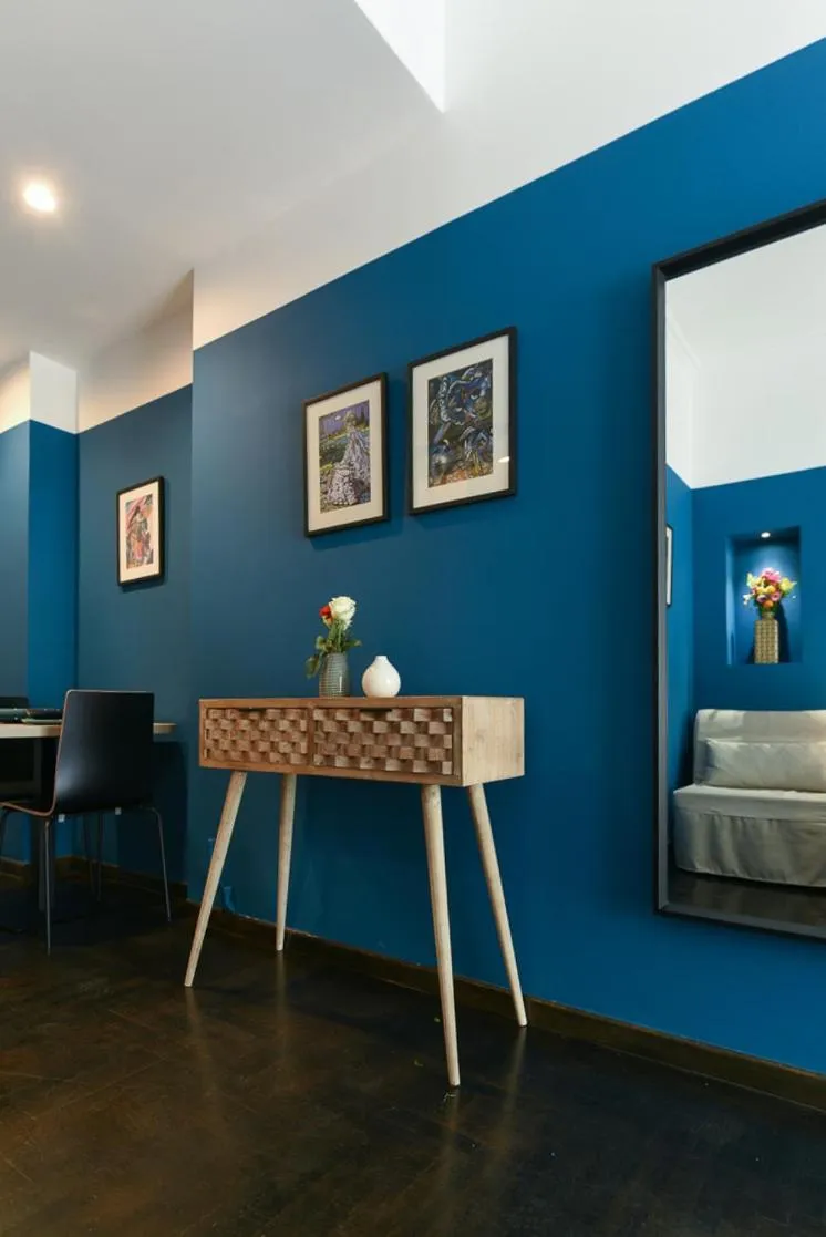 Decorative detail in ATHENS STORIES